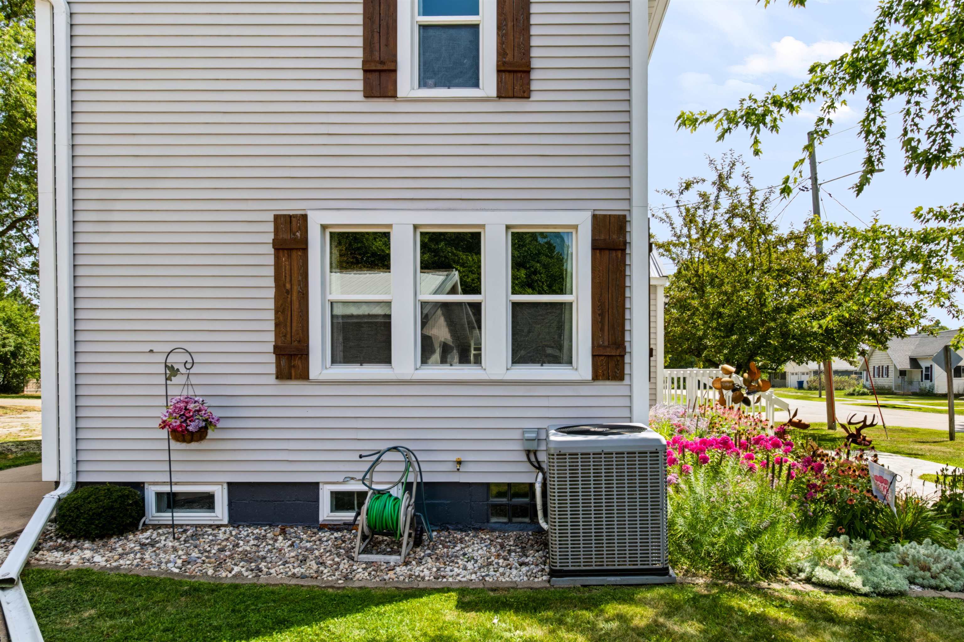 436 WAUSAU STREET, Birnamwood, Wisconsin 54414, 3 Bedrooms Bedrooms, ,1 BathroomBathrooms,Residential,For Sale,436 WAUSAU STREET,22604082