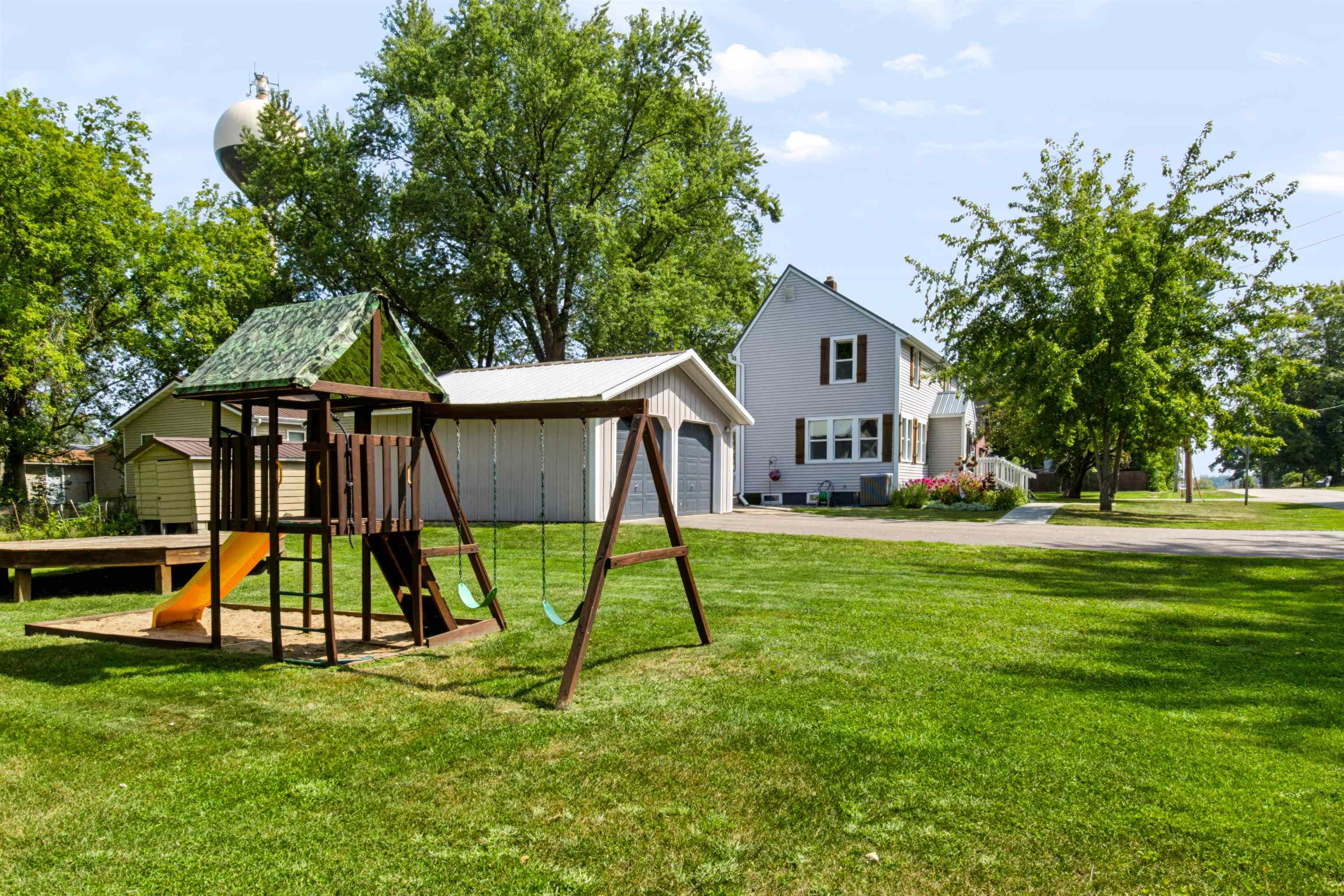 436 WAUSAU STREET, Birnamwood, Wisconsin 54414, 3 Bedrooms Bedrooms, ,1 BathroomBathrooms,Residential,For Sale,436 WAUSAU STREET,22604082