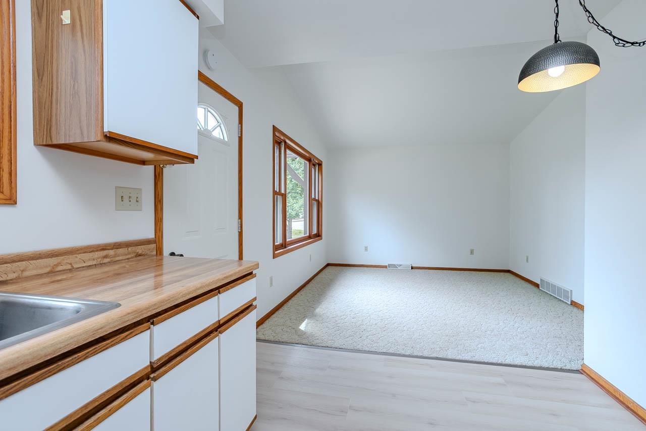 710 CHELLIS STREET, Wausau, Wisconsin 54401, 2 Bedrooms Bedrooms, ,2 BathroomsBathrooms,Residential,For Sale,710 CHELLIS STREET,22604085