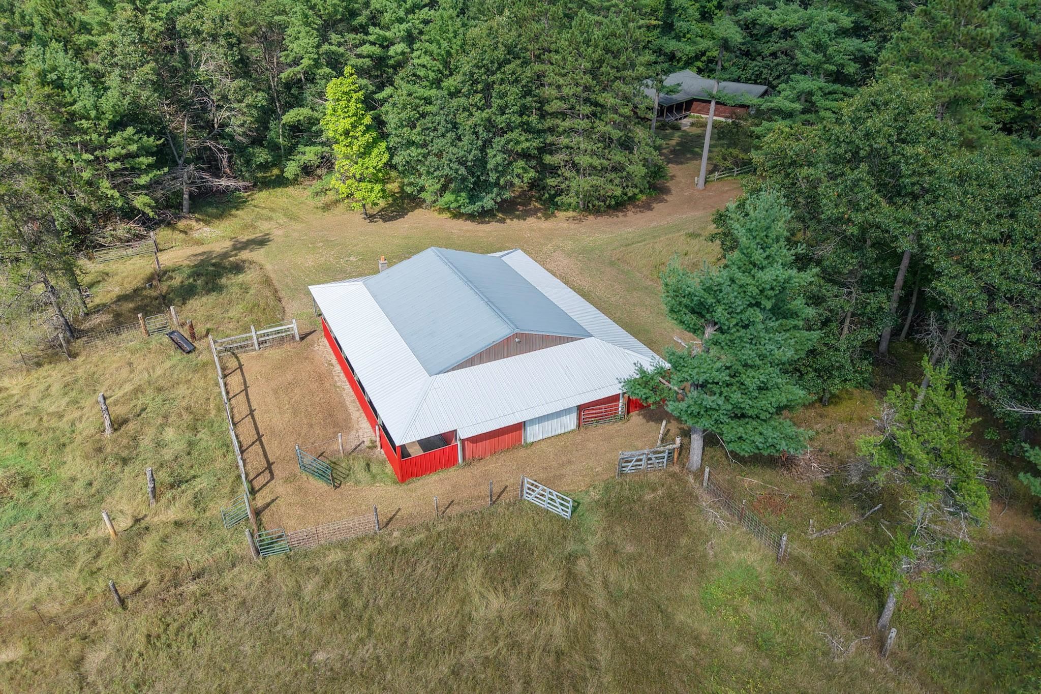 3183 SWANSON ROAD, Wisconsin Rapids, Wisconsin 54495, 3 Bedrooms Bedrooms, ,2 BathroomsBathrooms,Residential,For Sale,3183 SWANSON ROAD,22604086