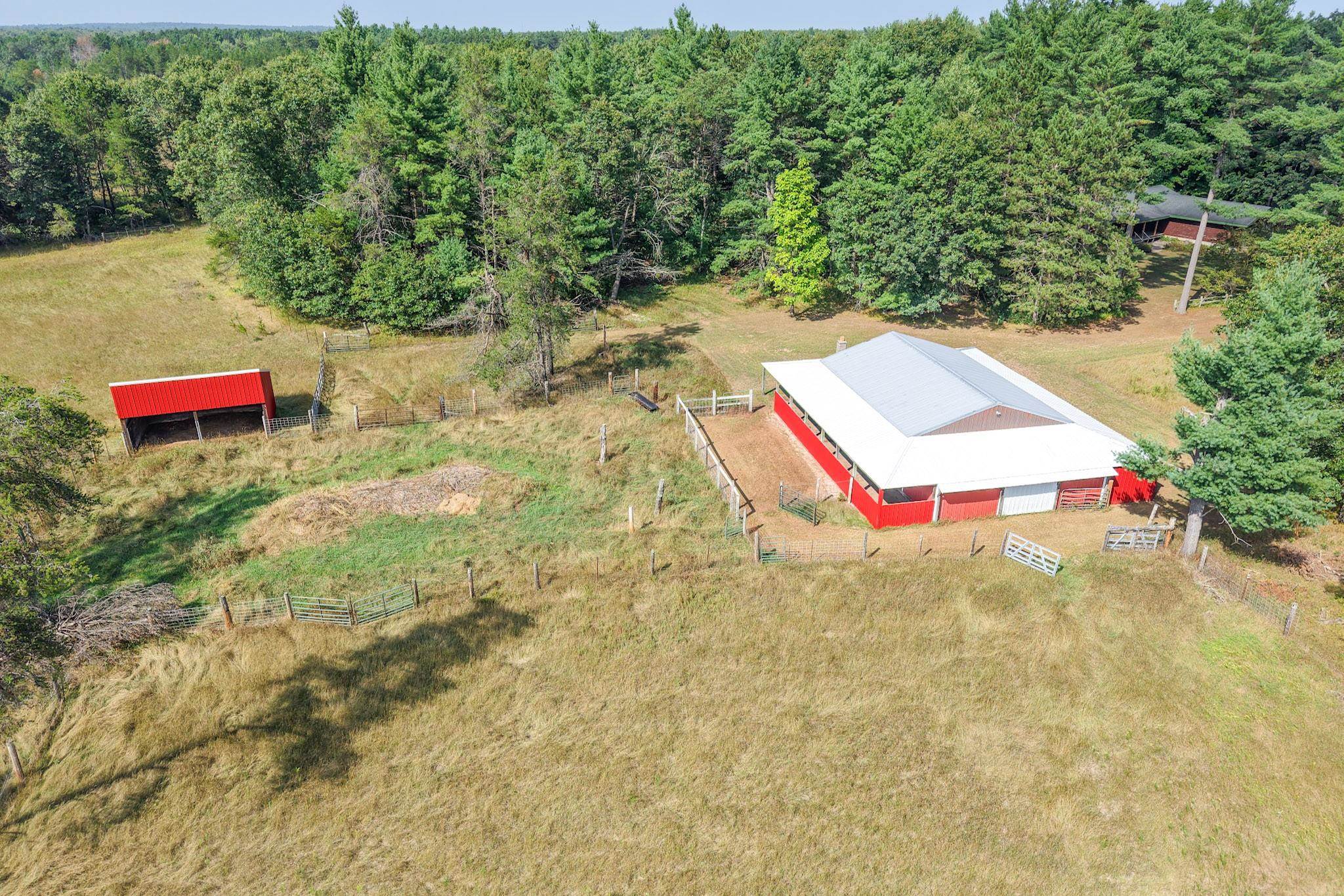 3183 SWANSON ROAD, Wisconsin Rapids, Wisconsin 54495, 3 Bedrooms Bedrooms, ,2 BathroomsBathrooms,Residential,For Sale,3183 SWANSON ROAD,22604086