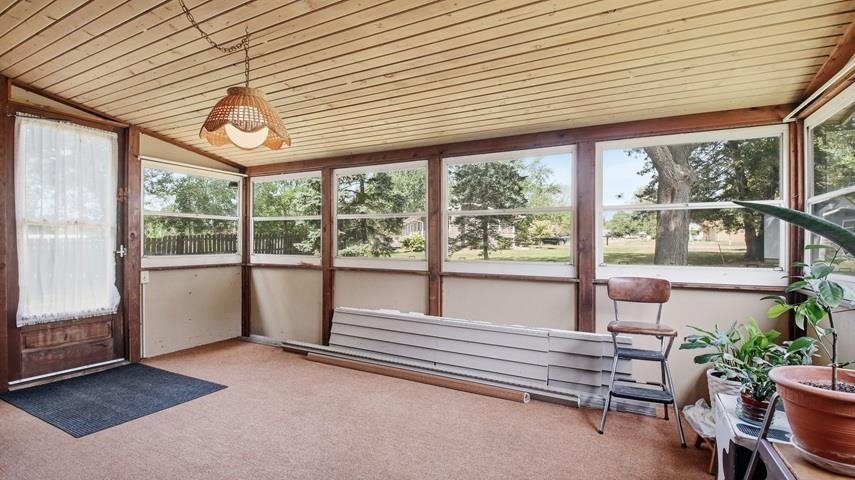501 W 17TH STREET, Marshfield, Wisconsin 54449, 3 Bedrooms Bedrooms, ,2 BathroomsBathrooms,Residential,For Sale,501 W 17TH STREET,22604088