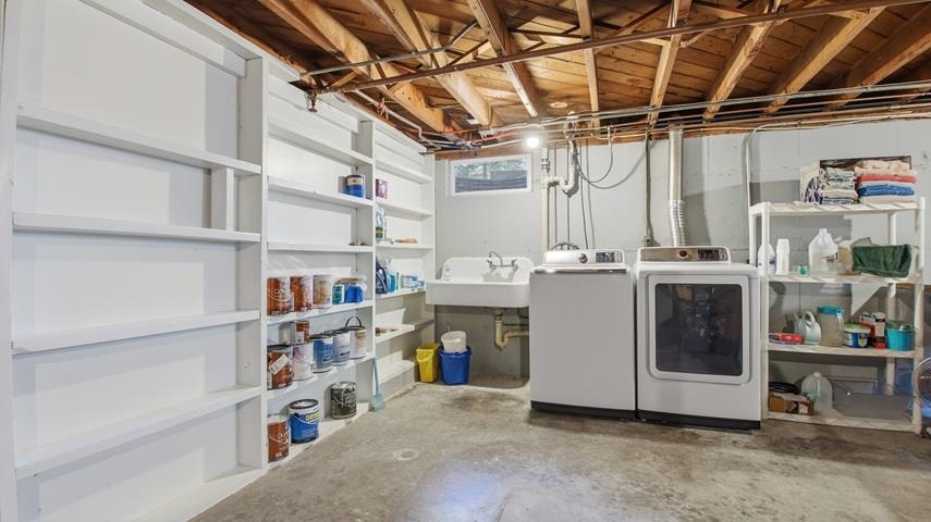 501 W 17TH STREET, Marshfield, Wisconsin 54449, 3 Bedrooms Bedrooms, ,2 BathroomsBathrooms,Residential,For Sale,501 W 17TH STREET,22604088