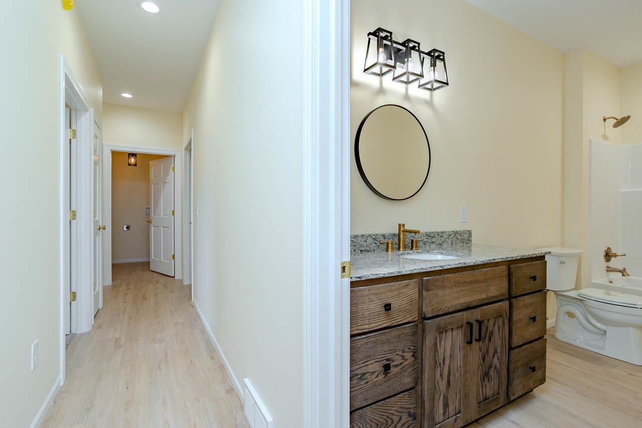 2805 BARCLAY WAY, Weston, Wisconsin 54476, 3 Bedrooms Bedrooms, ,2 BathroomsBathrooms,Residential,For Sale,2805 BARCLAY WAY,22604089