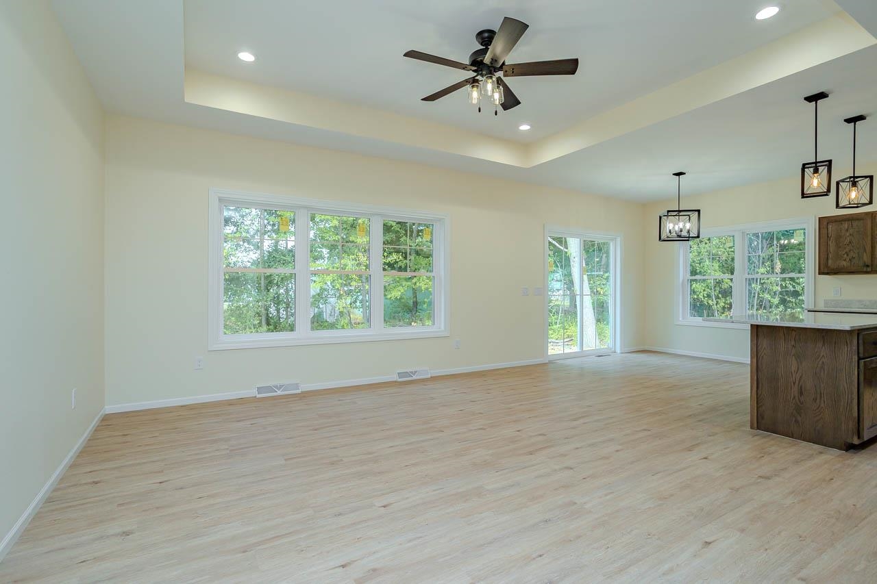 2805 BARCLAY WAY, Weston, Wisconsin 54476, 3 Bedrooms Bedrooms, ,2 BathroomsBathrooms,Residential,For Sale,2805 BARCLAY WAY,22604089