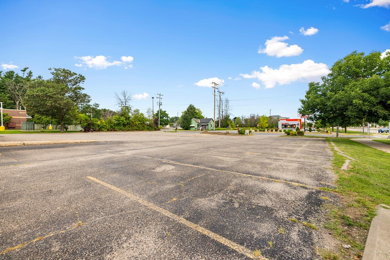 1617 ACADEMY AVENUE, Stevens Point, Wisconsin 54481, ,Commercial/industrial,For Sale,1617 ACADEMY AVENUE,22604090