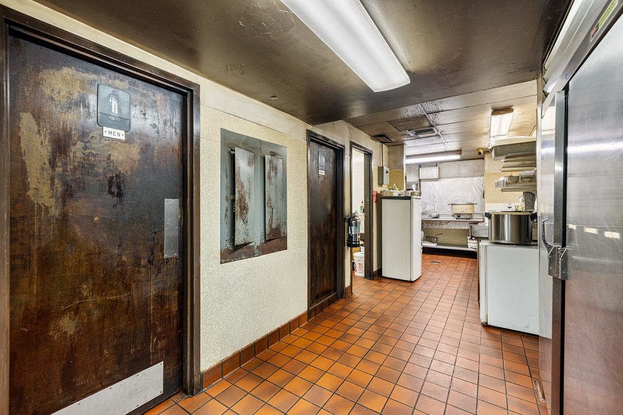 1617 ACADEMY AVENUE, Stevens Point, Wisconsin 54481, ,Commercial/industrial,For Sale,1617 ACADEMY AVENUE,22604090