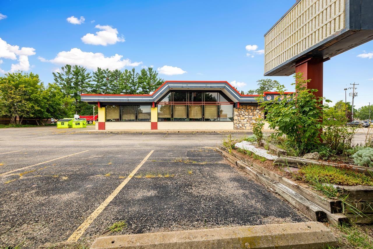 1617 ACADEMY AVENUE, Stevens Point, Wisconsin 54481, ,Commercial/industrial,For Sale,1617 ACADEMY AVENUE,22604090