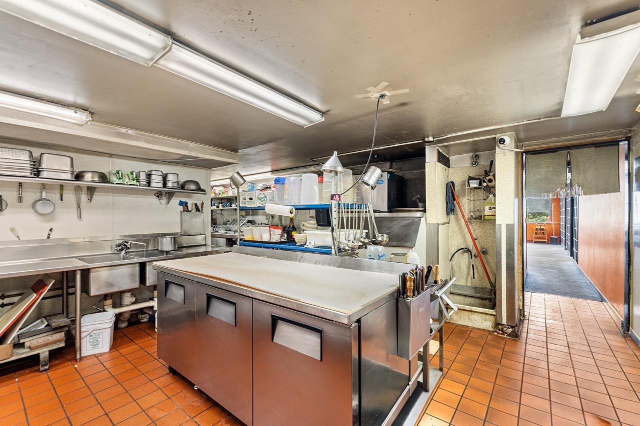 1617 ACADEMY AVENUE, Stevens Point, Wisconsin 54481, ,Commercial/industrial,For Rent,1617 ACADEMY AVENUE,22604091