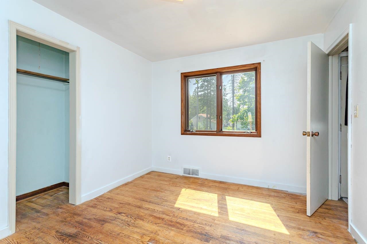 205 YAWKEY AVENUE, Rothschild, Wisconsin 54474, 3 Bedrooms Bedrooms, ,2 BathroomsBathrooms,Residential,For Sale,205 YAWKEY AVENUE,22604092