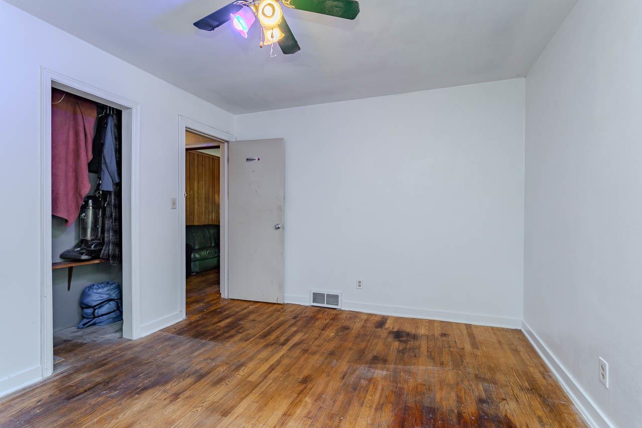 205 YAWKEY AVENUE, Rothschild, Wisconsin 54474, 3 Bedrooms Bedrooms, ,2 BathroomsBathrooms,Residential,For Sale,205 YAWKEY AVENUE,22604092