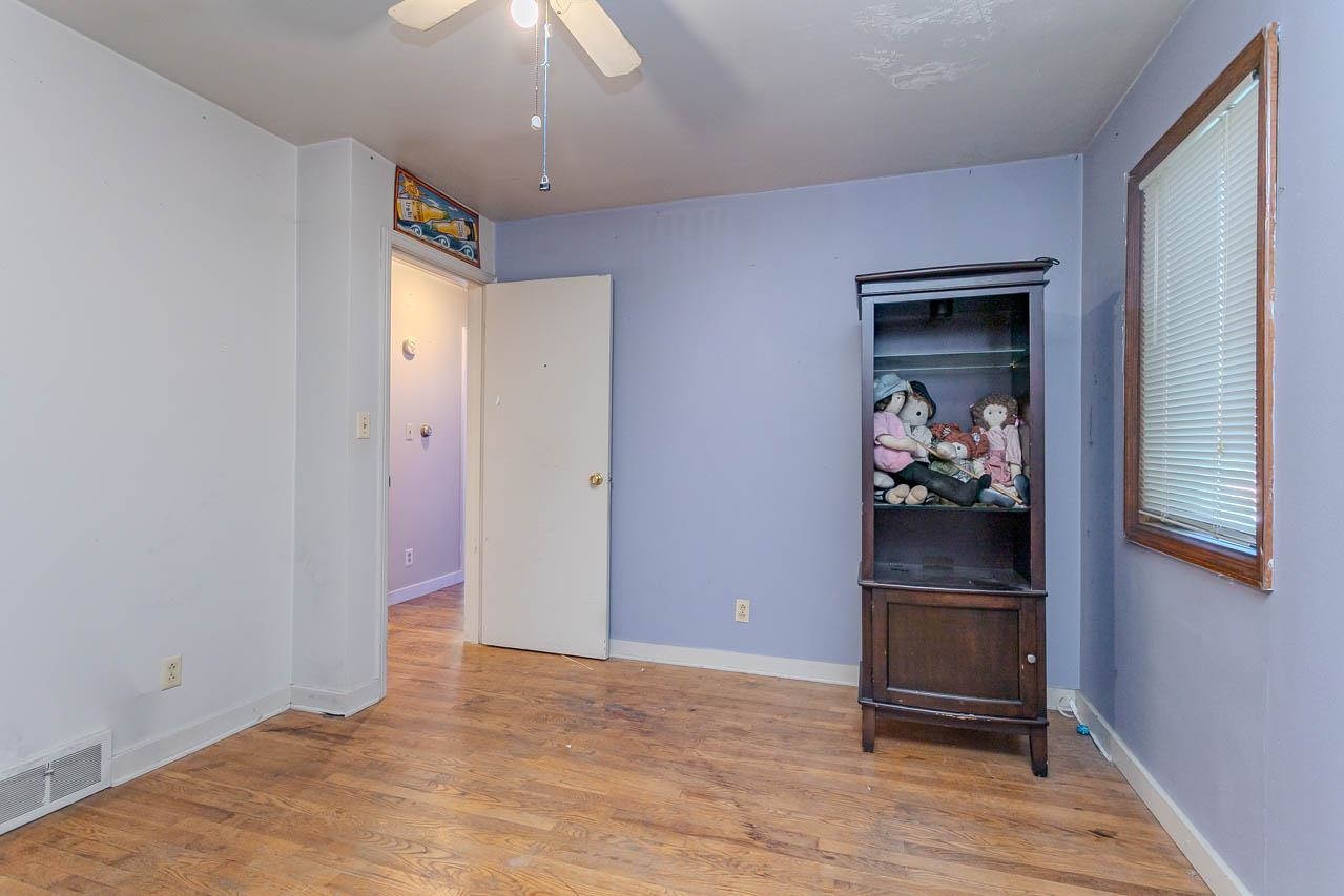 205 YAWKEY AVENUE, Rothschild, Wisconsin 54474, 3 Bedrooms Bedrooms, ,2 BathroomsBathrooms,Residential,For Sale,205 YAWKEY AVENUE,22604092