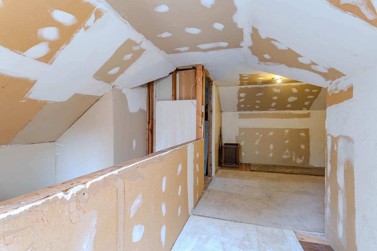 205 YAWKEY AVENUE, Rothschild, Wisconsin 54474, 3 Bedrooms Bedrooms, ,2 BathroomsBathrooms,Residential,For Sale,205 YAWKEY AVENUE,22604092