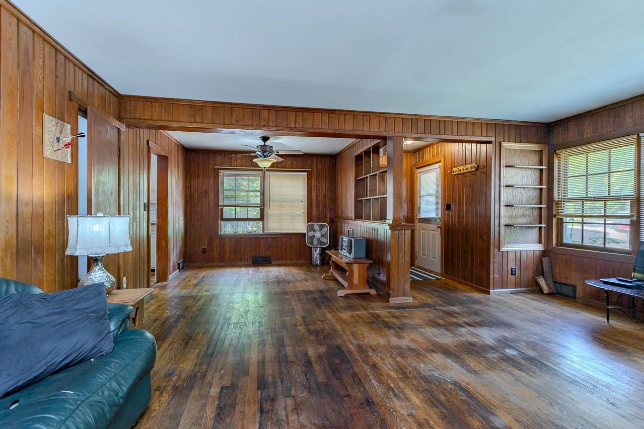 205 YAWKEY AVENUE, Rothschild, Wisconsin 54474, 3 Bedrooms Bedrooms, ,2 BathroomsBathrooms,Residential,For Sale,205 YAWKEY AVENUE,22604092