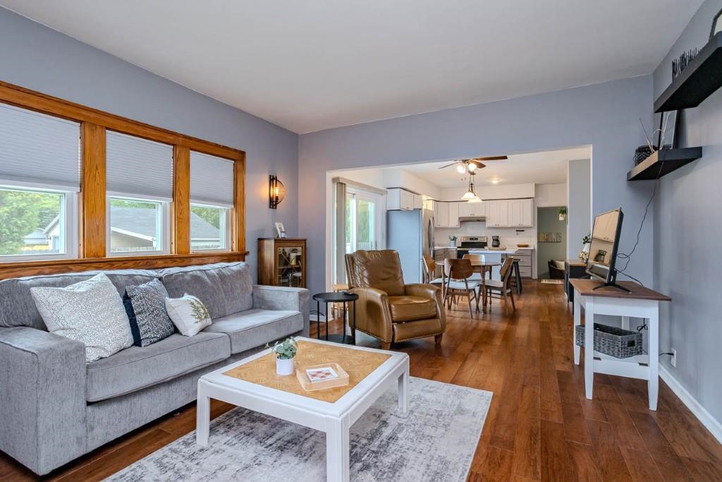 822 MARYLAND AVENUE, Schofield, Wisconsin 54476, 2 Bedrooms Bedrooms, ,1 BathroomBathrooms,Residential,For Sale,822 MARYLAND AVENUE,22604098