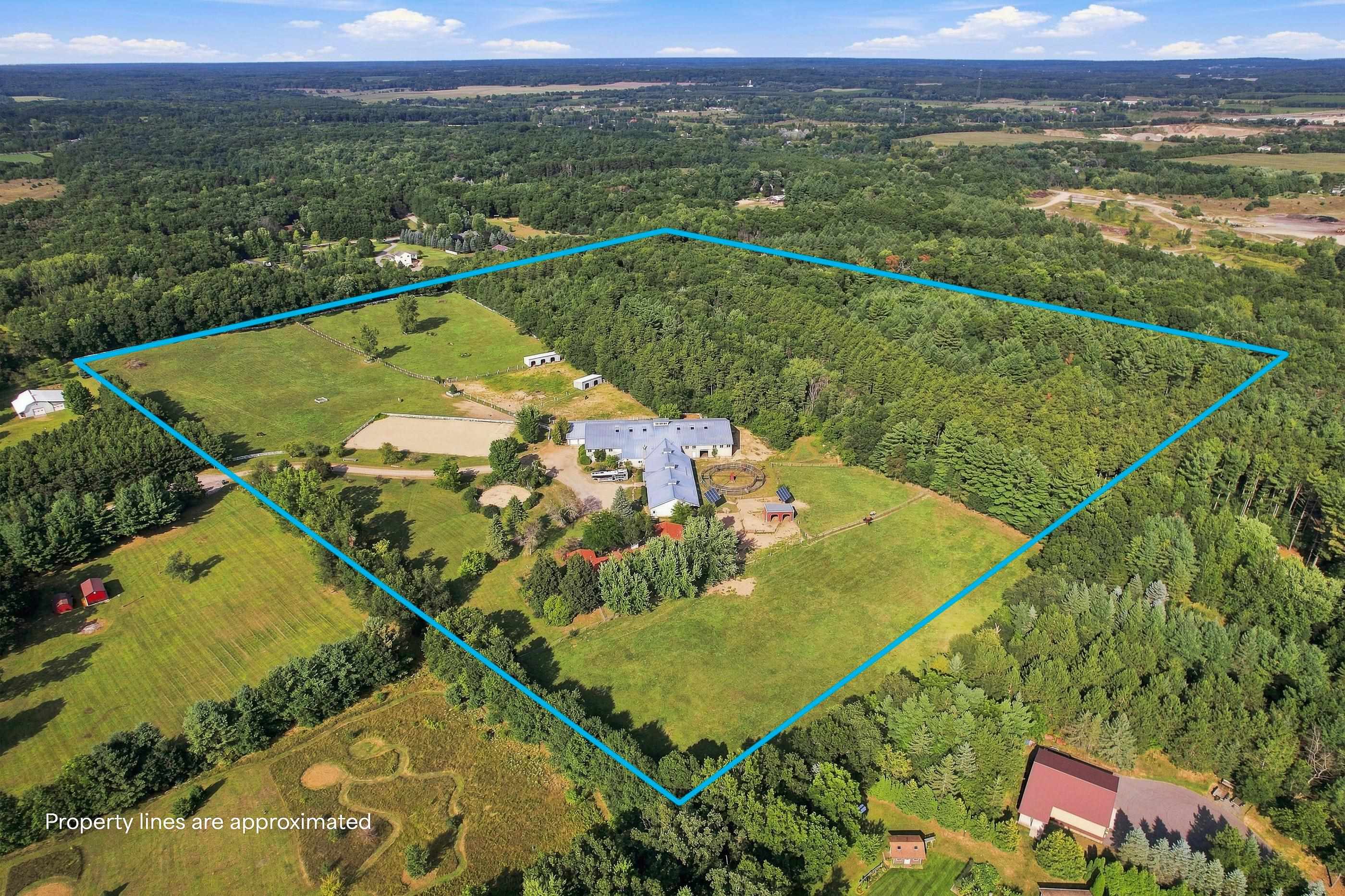 6900 RED FOX TRAIL, Stevens Point, Wisconsin 54482, 3 Bedrooms Bedrooms, ,3 BathroomsBathrooms,Residential,For Sale,6900 RED FOX TRAIL,22604101