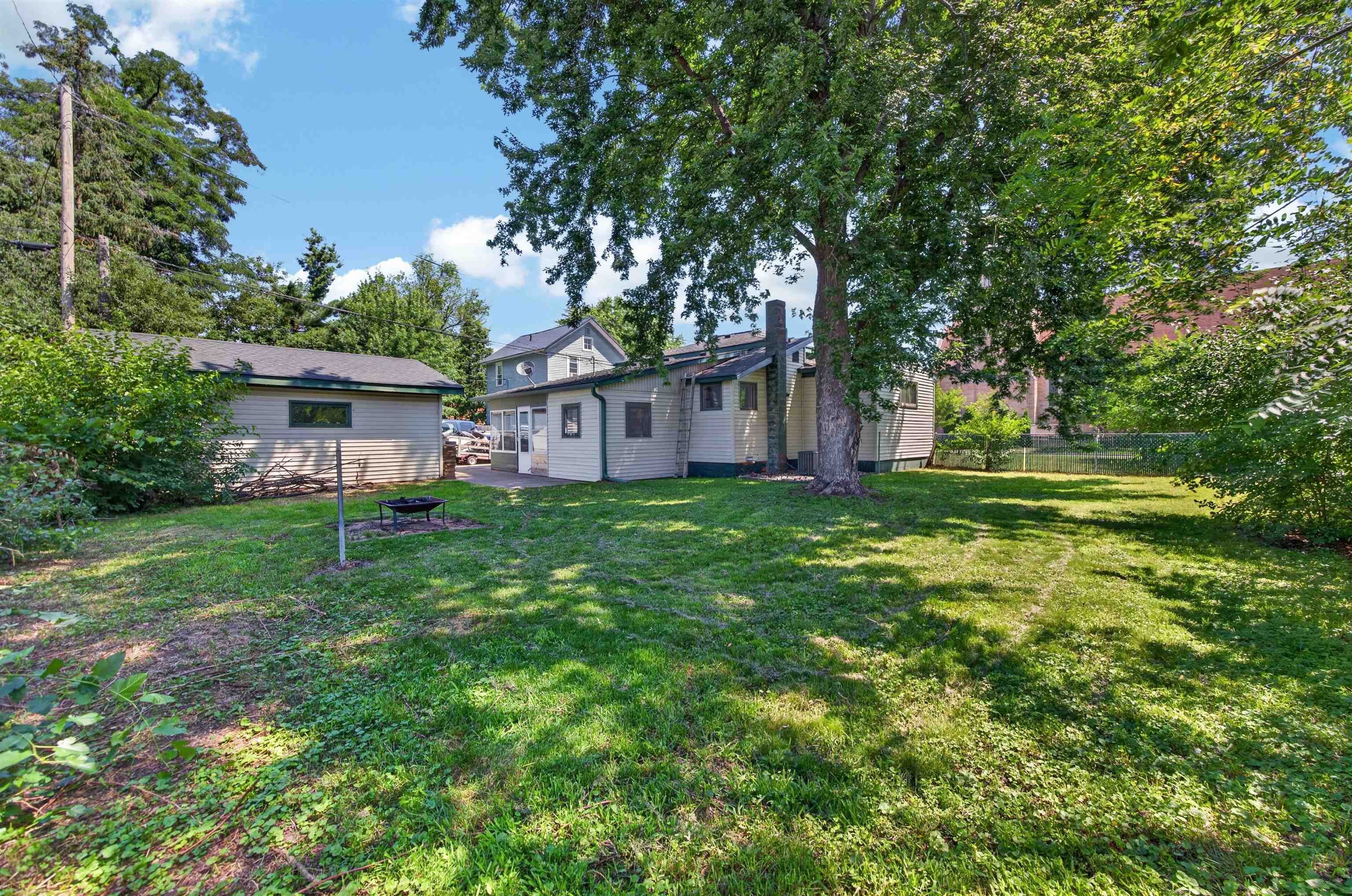 1916 WYATT AVENUE, Stevens Point, Wisconsin 54481, 3 Bedrooms Bedrooms, ,1 BathroomBathrooms,Residential,For Sale,1916 WYATT AVENUE,22604109