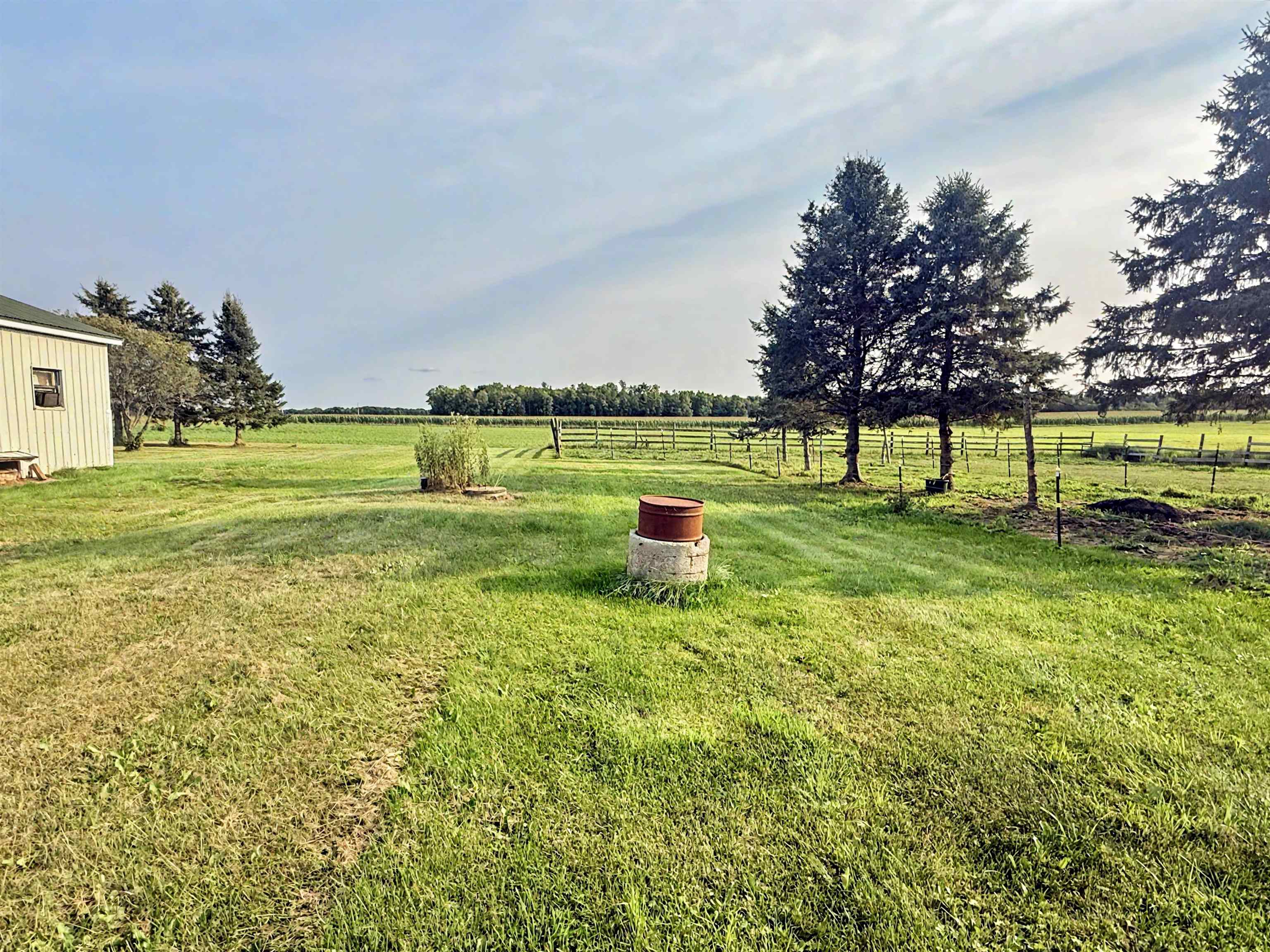W107 1ST AVENUE, Gleason, Wisconsin 54435, 3 Bedrooms Bedrooms, ,2 BathroomsBathrooms,Residential,For Sale,W107 1ST AVENUE,22604115