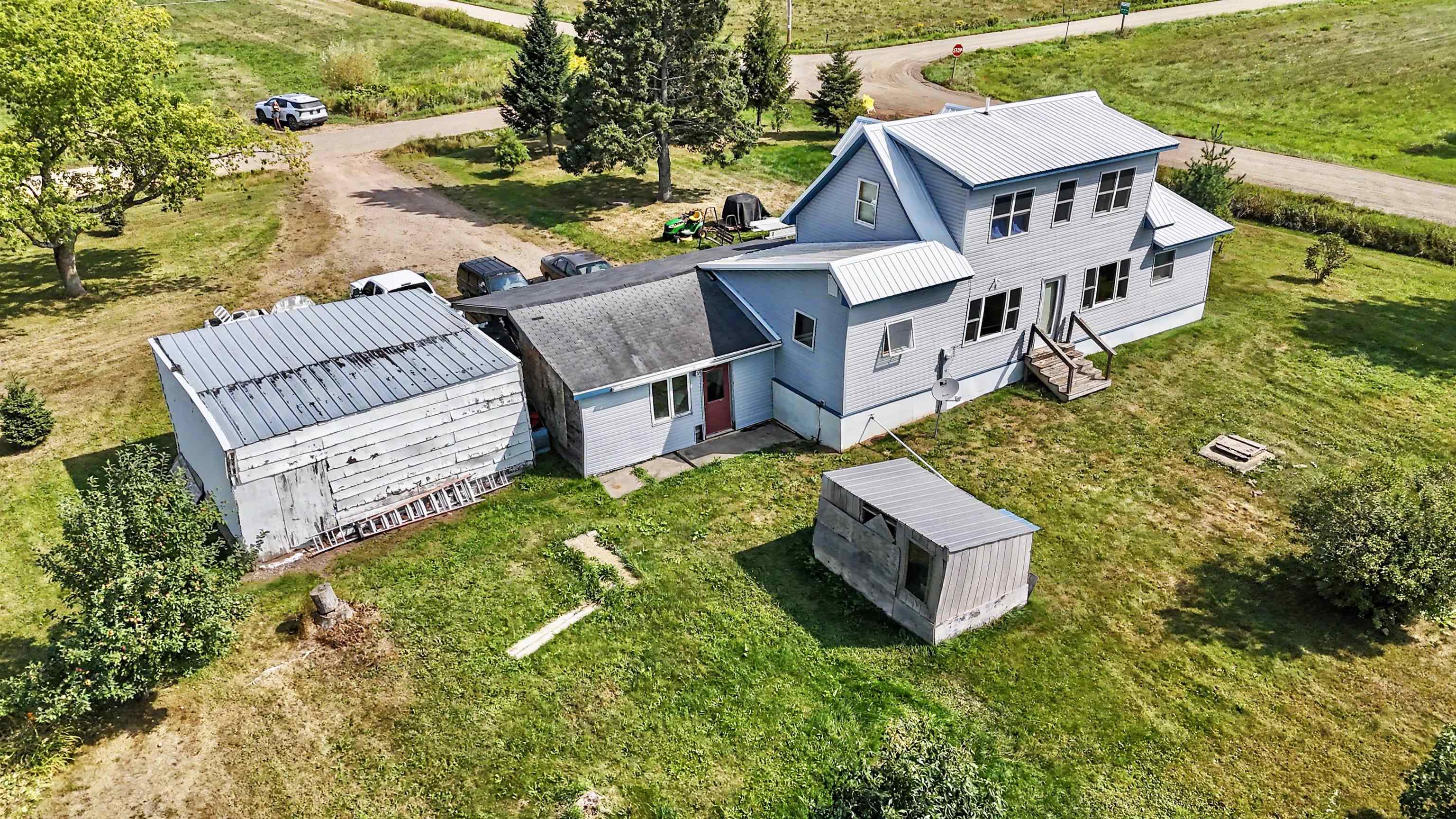 W107 1ST AVENUE, Gleason, Wisconsin 54435, 3 Bedrooms Bedrooms, ,2 BathroomsBathrooms,Residential,For Sale,W107 1ST AVENUE,22604115