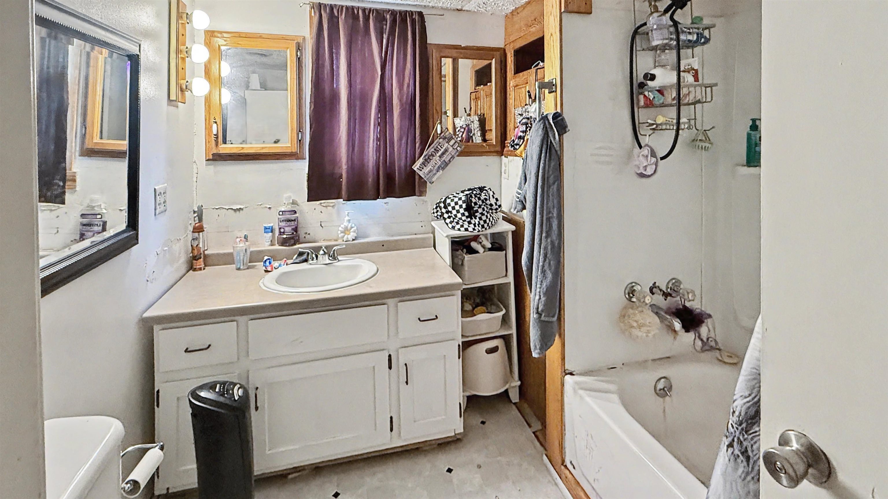W107 1ST AVENUE, Gleason, Wisconsin 54435, 3 Bedrooms Bedrooms, ,2 BathroomsBathrooms,Residential,For Sale,W107 1ST AVENUE,22604115
