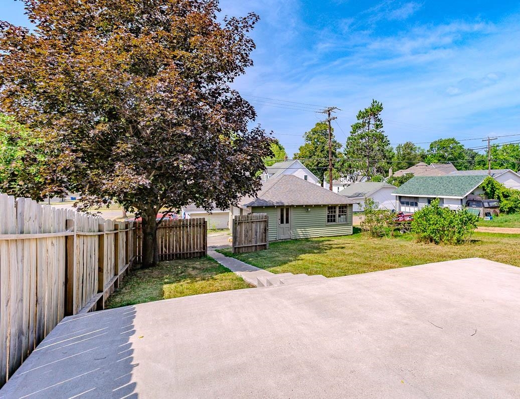 400 N GENESEE STREET, Merrill, Wisconsin 54487, 3 Bedrooms Bedrooms, ,2 BathroomsBathrooms,Residential,For Sale,400 N GENESEE STREET,22604119