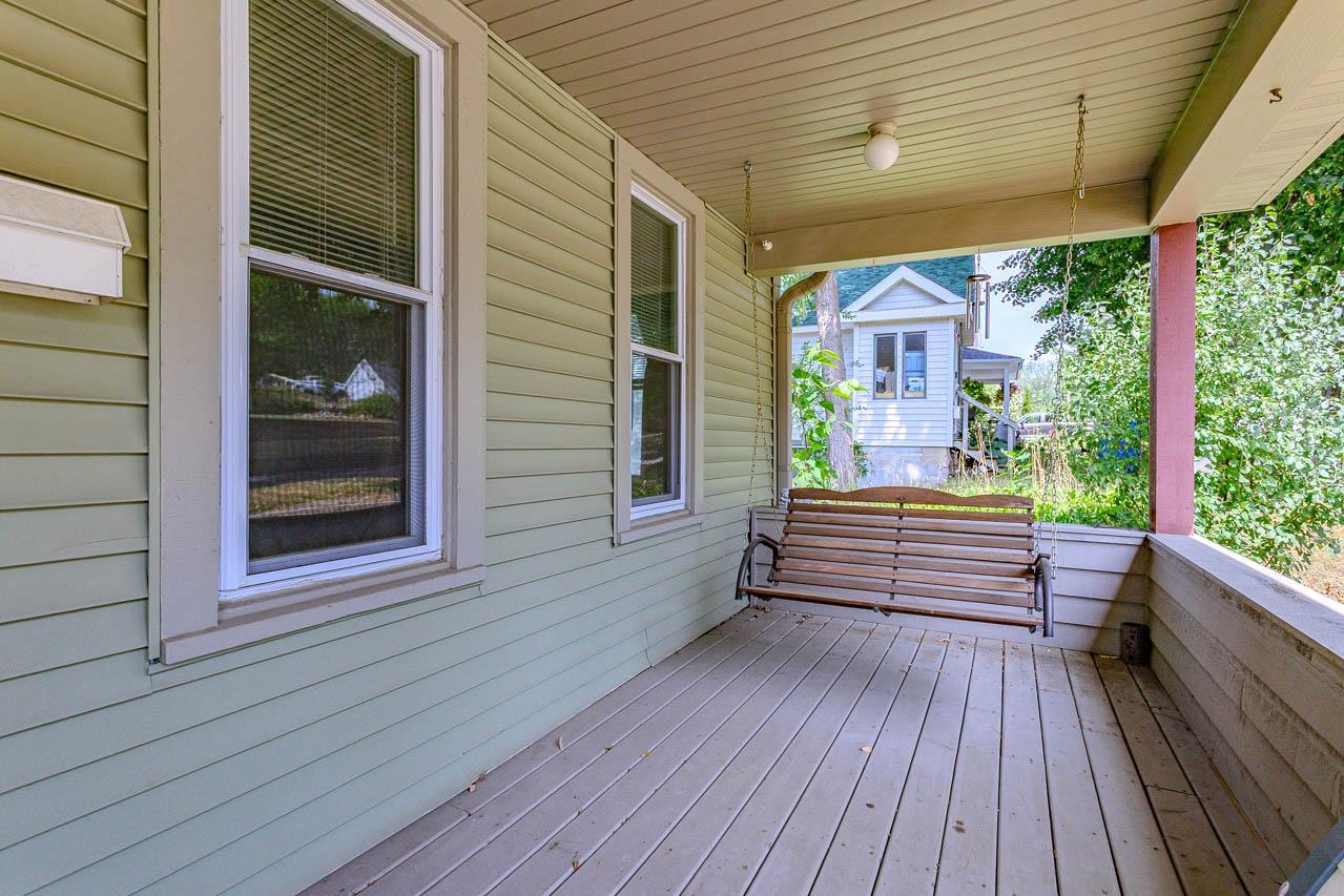 400 N GENESEE STREET, Merrill, Wisconsin 54487, 3 Bedrooms Bedrooms, ,2 BathroomsBathrooms,Residential,For Sale,400 N GENESEE STREET,22604119