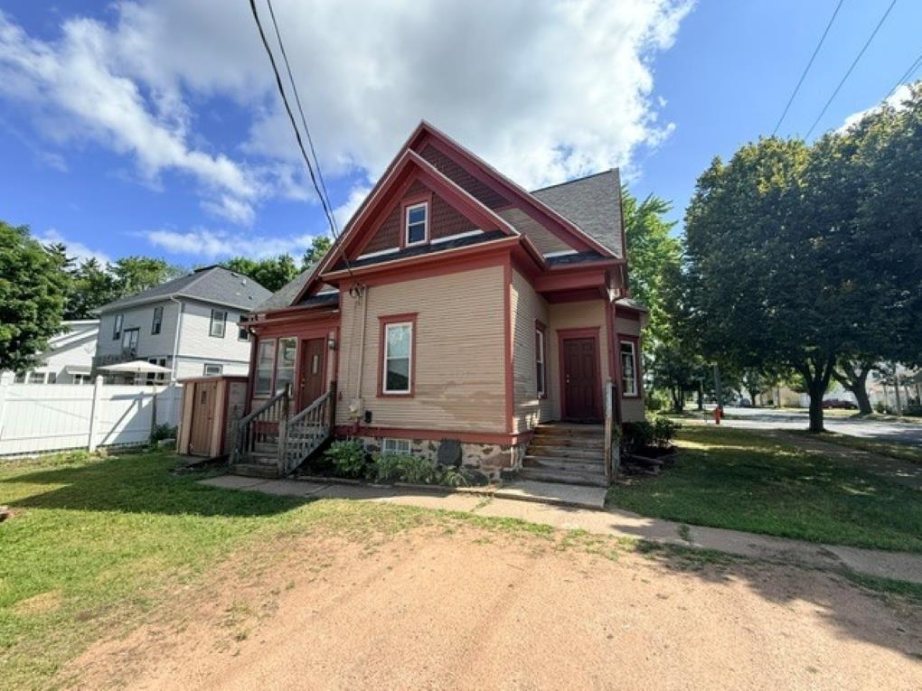 640 S 4TH AVENUE, Wausau, Wisconsin 54401, 5 Bedrooms Bedrooms, ,3 BathroomsBathrooms,Residential,For Sale,640 S 4TH AVENUE,22604121