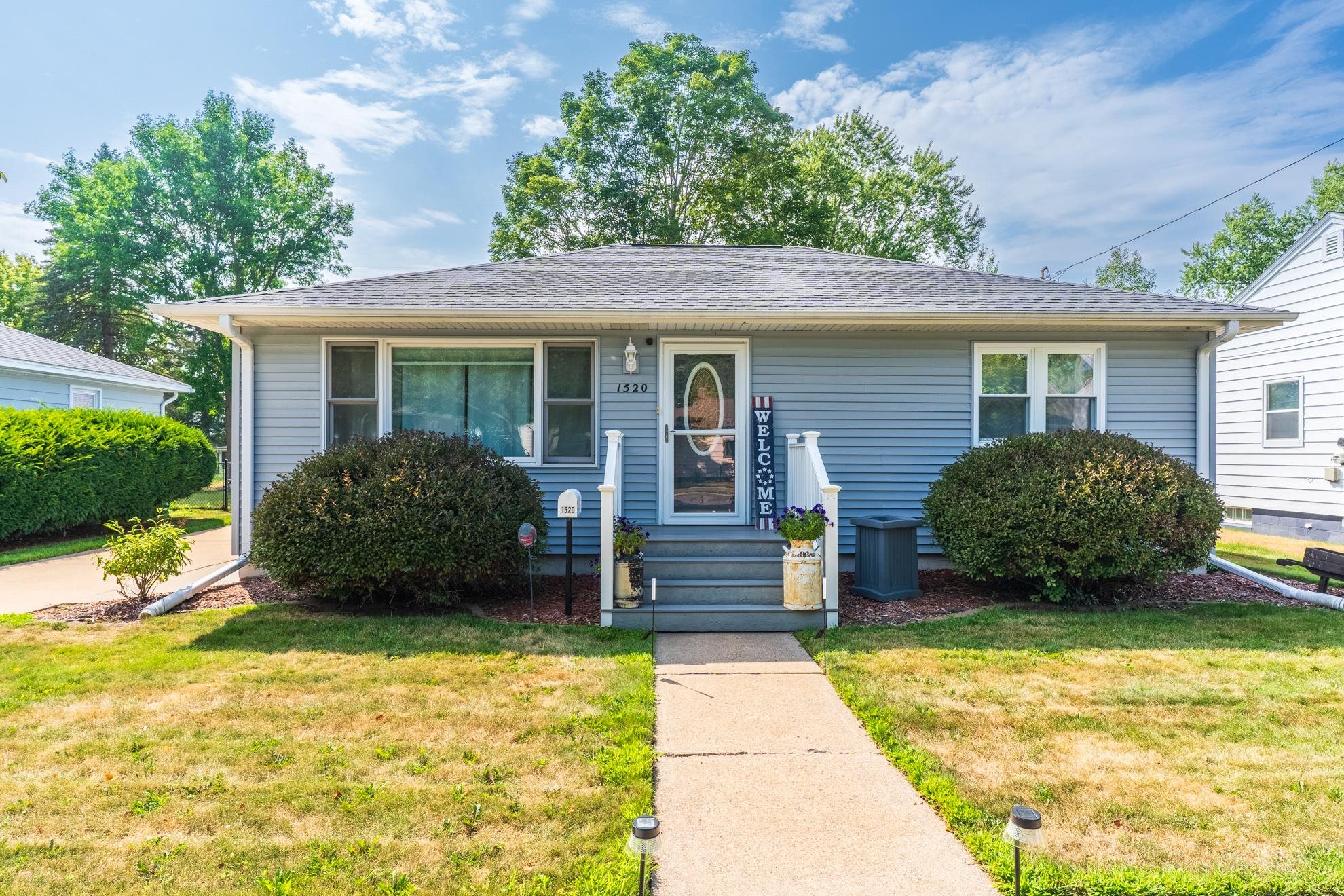 1520 PEARSON STREET, Wausau, Wisconsin 54401, 2 Bedrooms Bedrooms, ,2 BathroomsBathrooms,Residential,For Sale,1520 PEARSON STREET,22604123