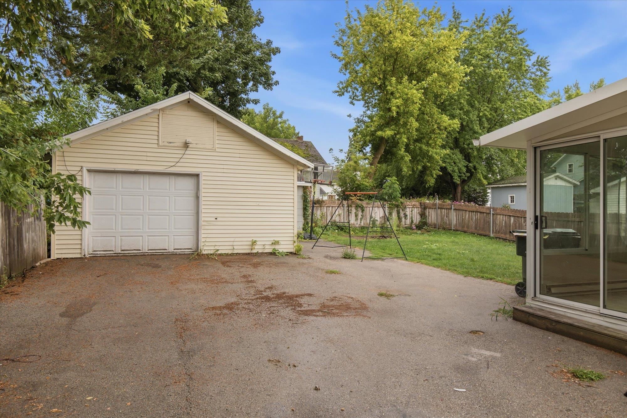 134 W FACTORY STREET, SEYMOUR, Wisconsin 54165, 4 Bedrooms Bedrooms, ,1 BathroomBathrooms,Residential,For Sale,134 W FACTORY STREET,22604124