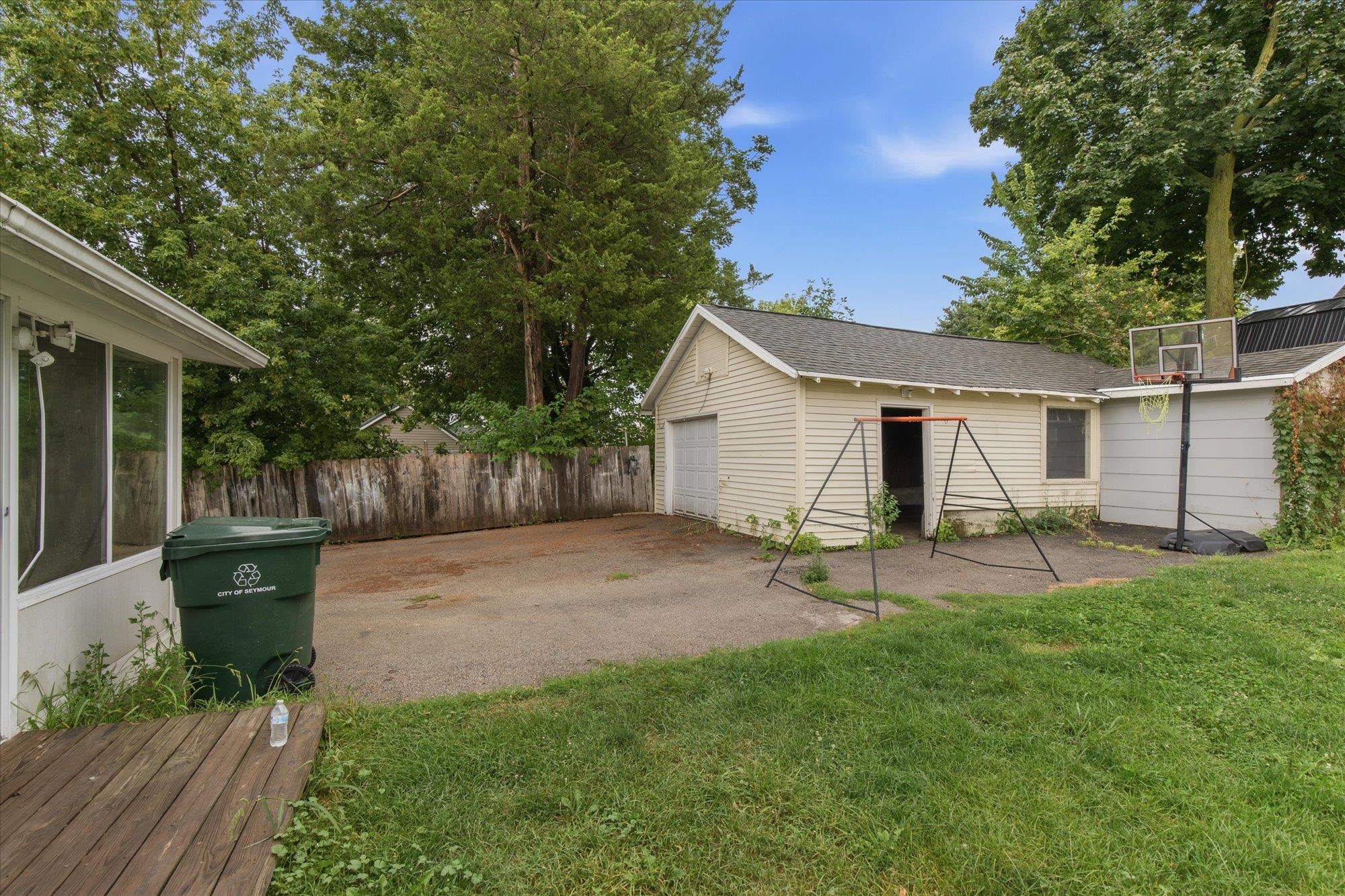 134 W FACTORY STREET, SEYMOUR, Wisconsin 54165, 4 Bedrooms Bedrooms, ,1 BathroomBathrooms,Residential,For Sale,134 W FACTORY STREET,22604124