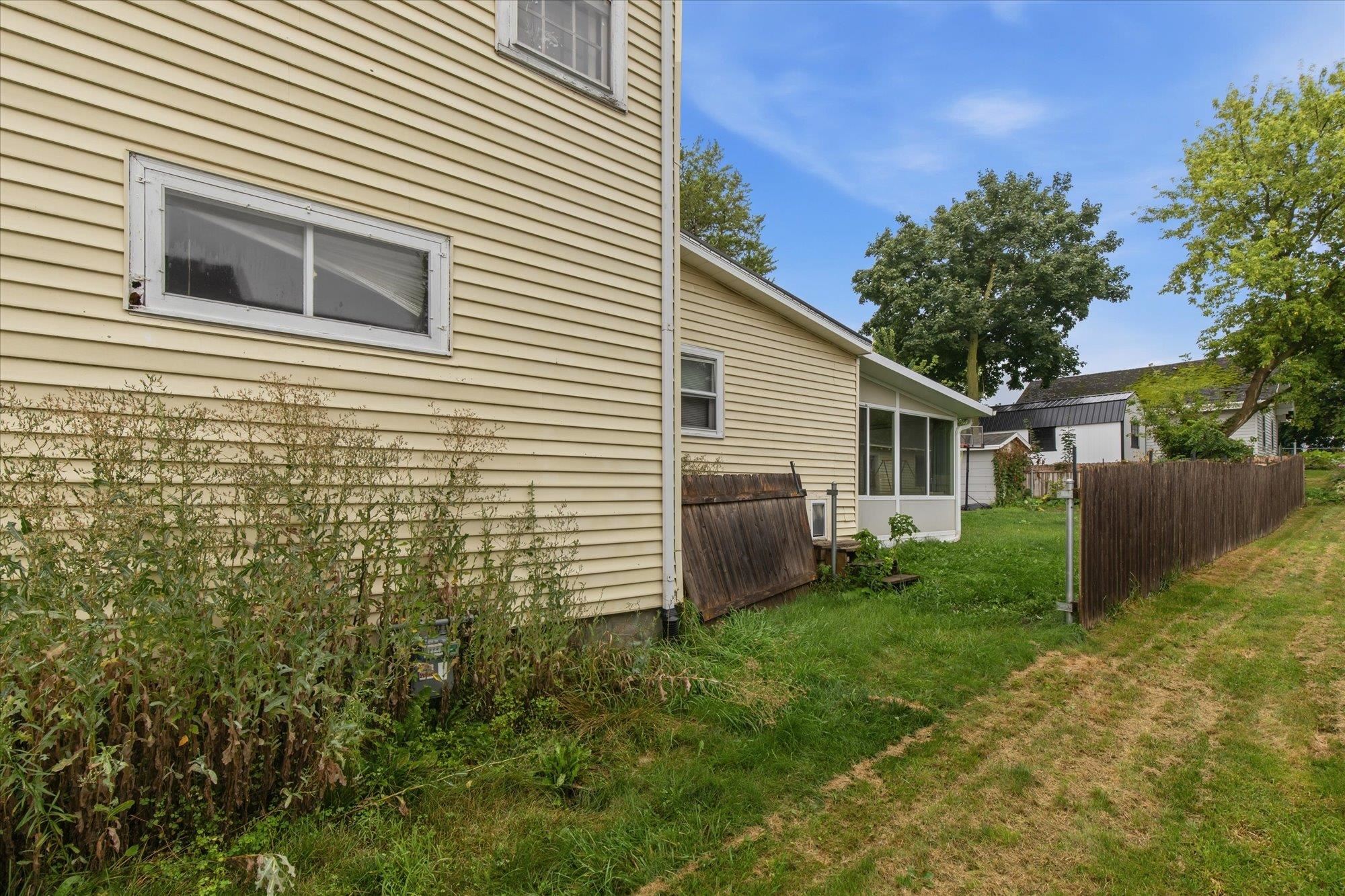 134 W FACTORY STREET, SEYMOUR, Wisconsin 54165, 4 Bedrooms Bedrooms, ,1 BathroomBathrooms,Residential,For Sale,134 W FACTORY STREET,22604124