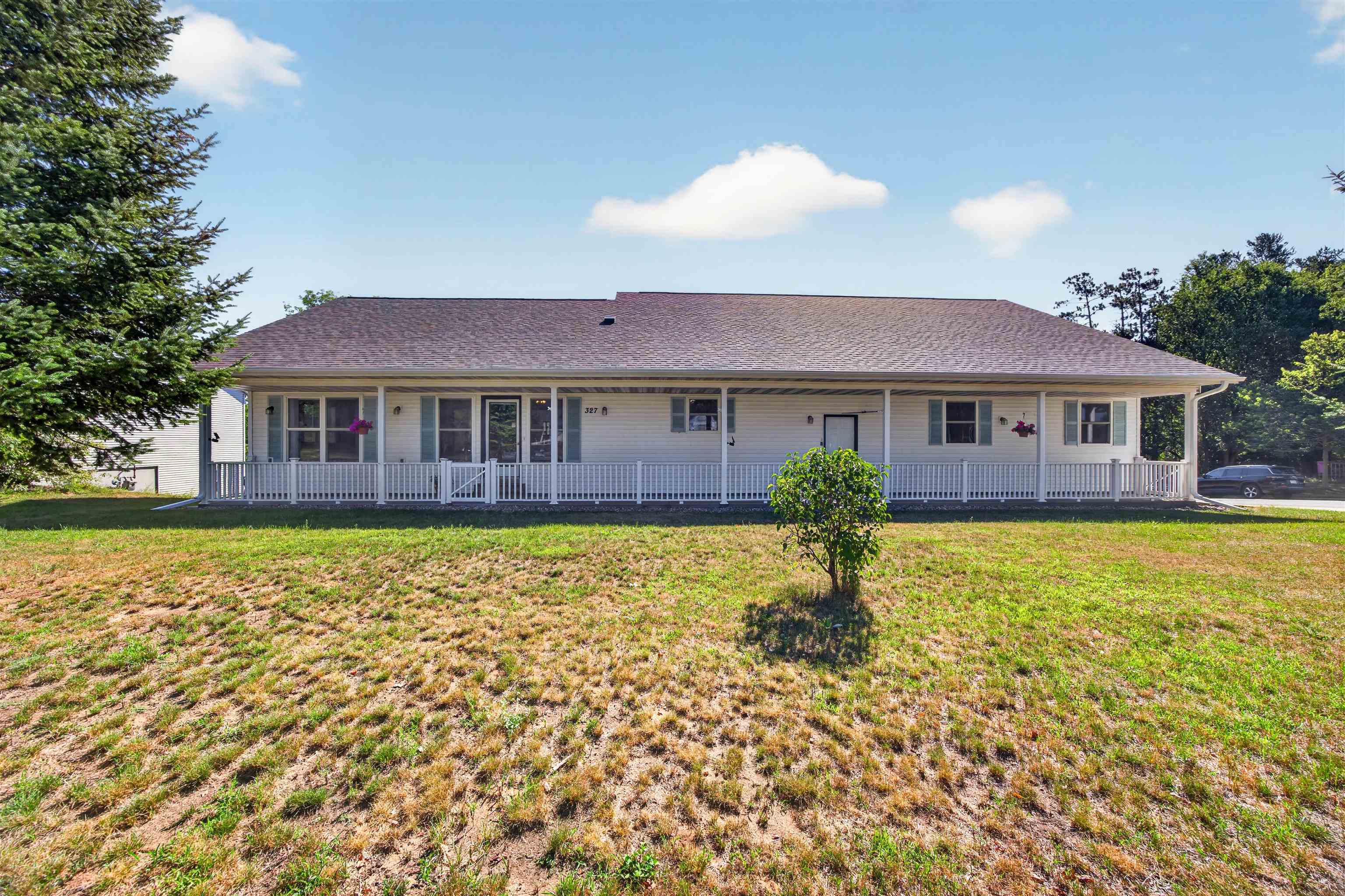 327 S 56TH AVENUE, Wausau, Wisconsin 54401, 5 Bedrooms Bedrooms, ,2 BathroomsBathrooms,Residential,For Sale,327 S 56TH AVENUE,22604130