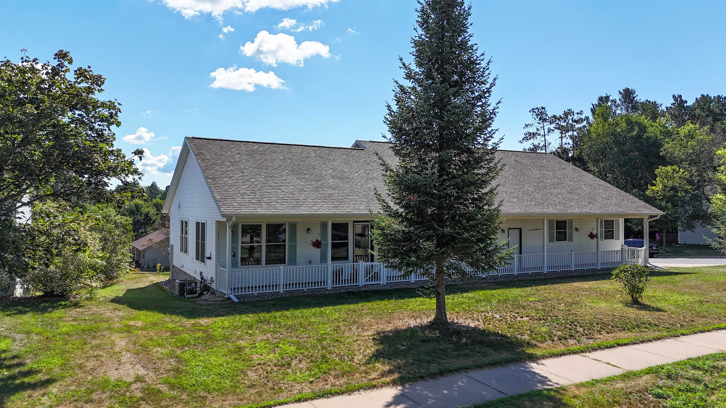 327 S 56TH AVENUE, Wausau, Wisconsin 54401, 5 Bedrooms Bedrooms, ,2 BathroomsBathrooms,Residential,For Sale,327 S 56TH AVENUE,22604130