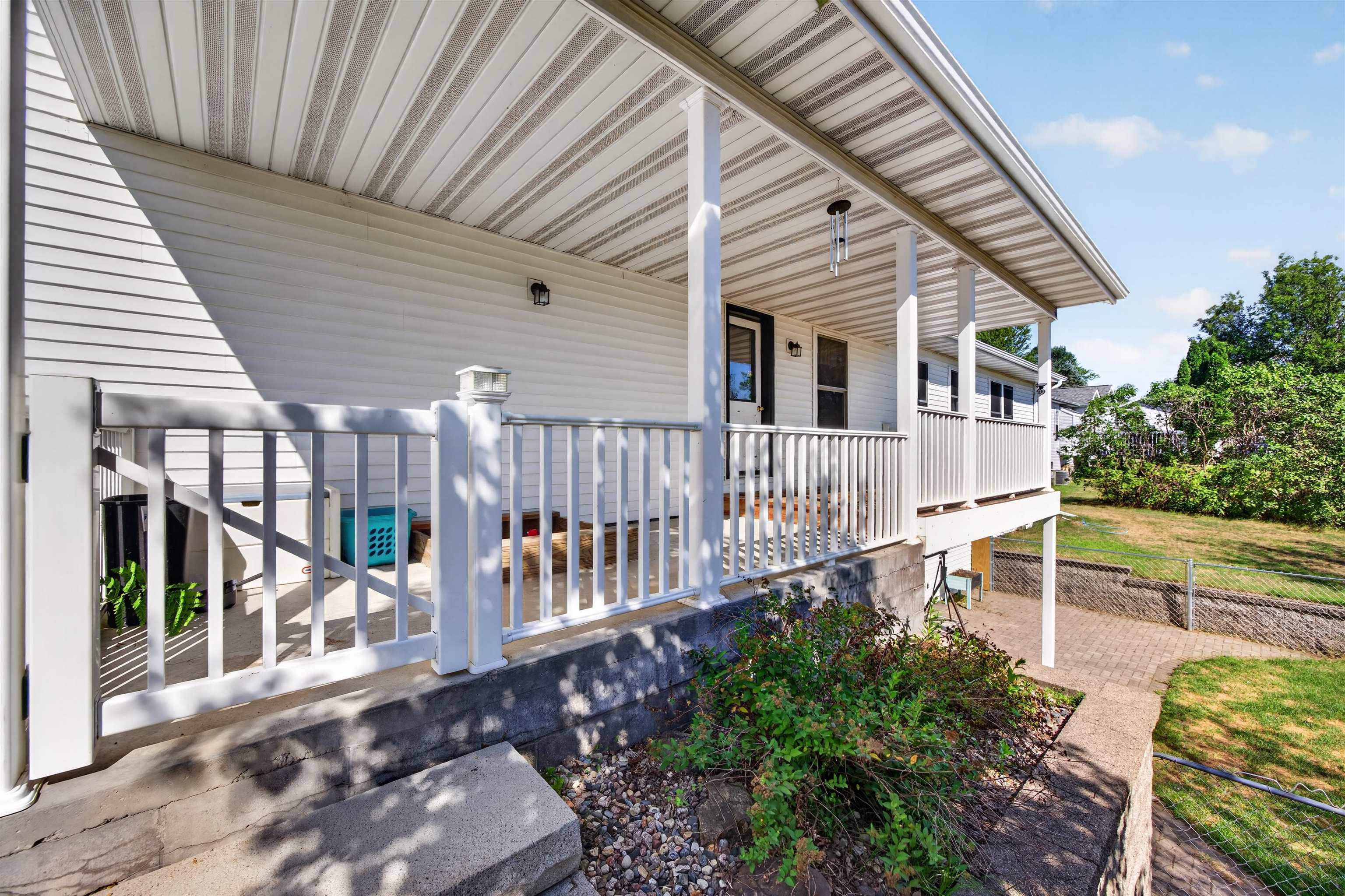 327 S 56TH AVENUE, Wausau, Wisconsin 54401, 5 Bedrooms Bedrooms, ,2 BathroomsBathrooms,Residential,For Sale,327 S 56TH AVENUE,22604130