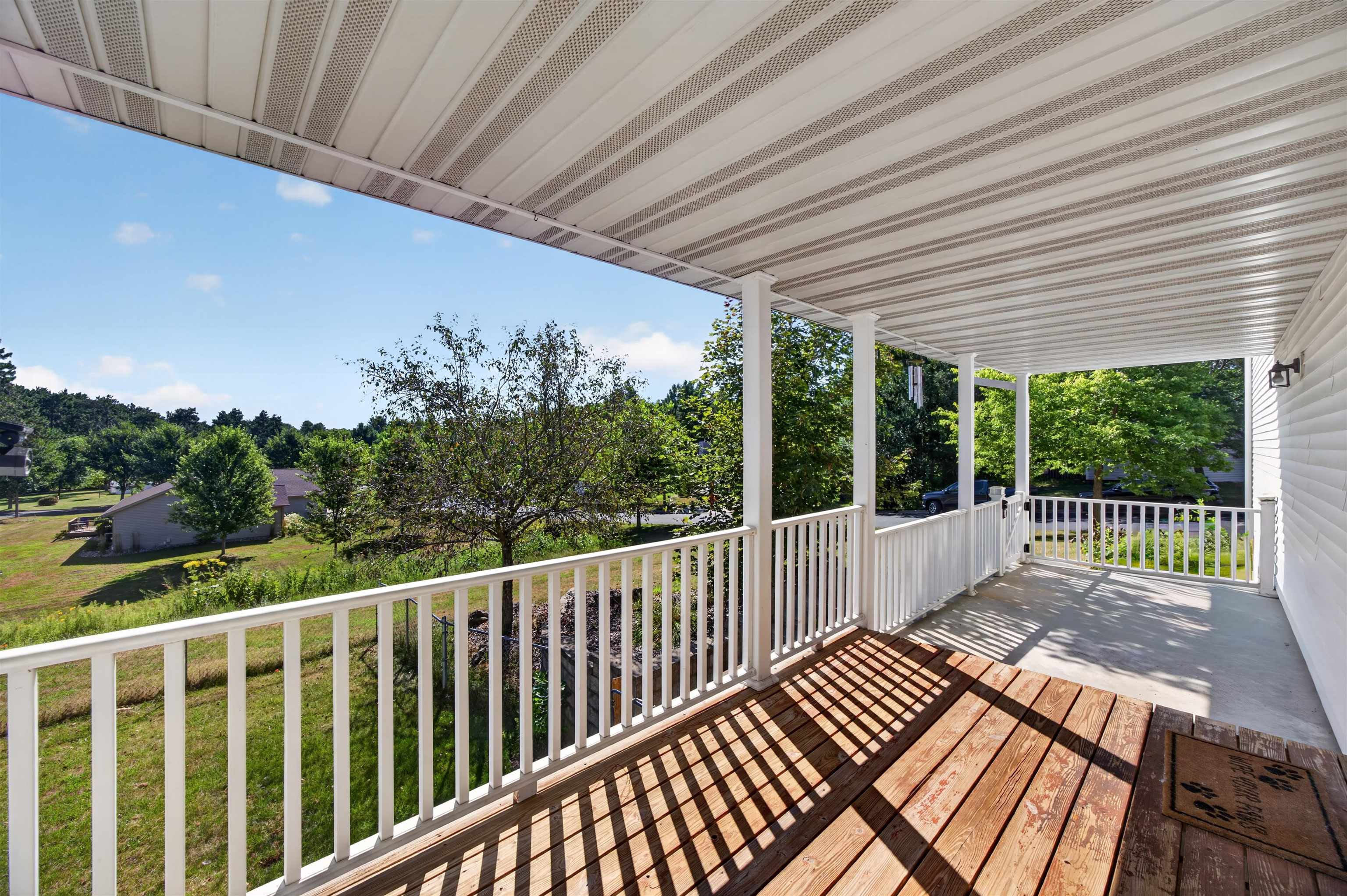 327 S 56TH AVENUE, Wausau, Wisconsin 54401, 5 Bedrooms Bedrooms, ,2 BathroomsBathrooms,Residential,For Sale,327 S 56TH AVENUE,22604130