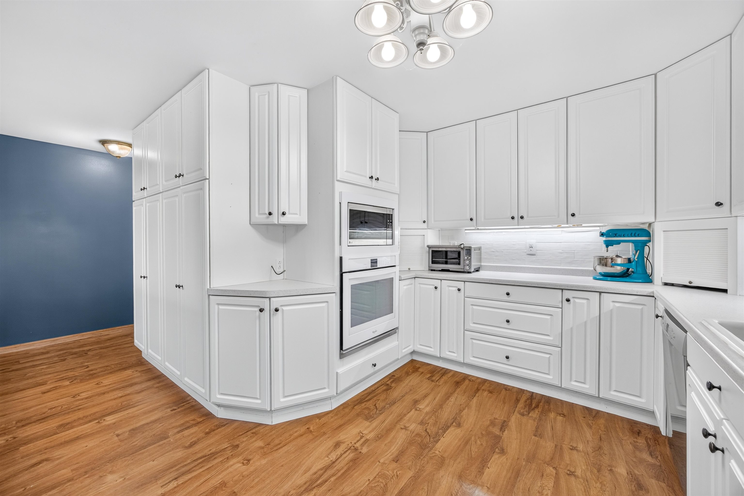 327 S 56TH AVENUE, Wausau, Wisconsin 54401, 5 Bedrooms Bedrooms, ,2 BathroomsBathrooms,Residential,For Sale,327 S 56TH AVENUE,22604130
