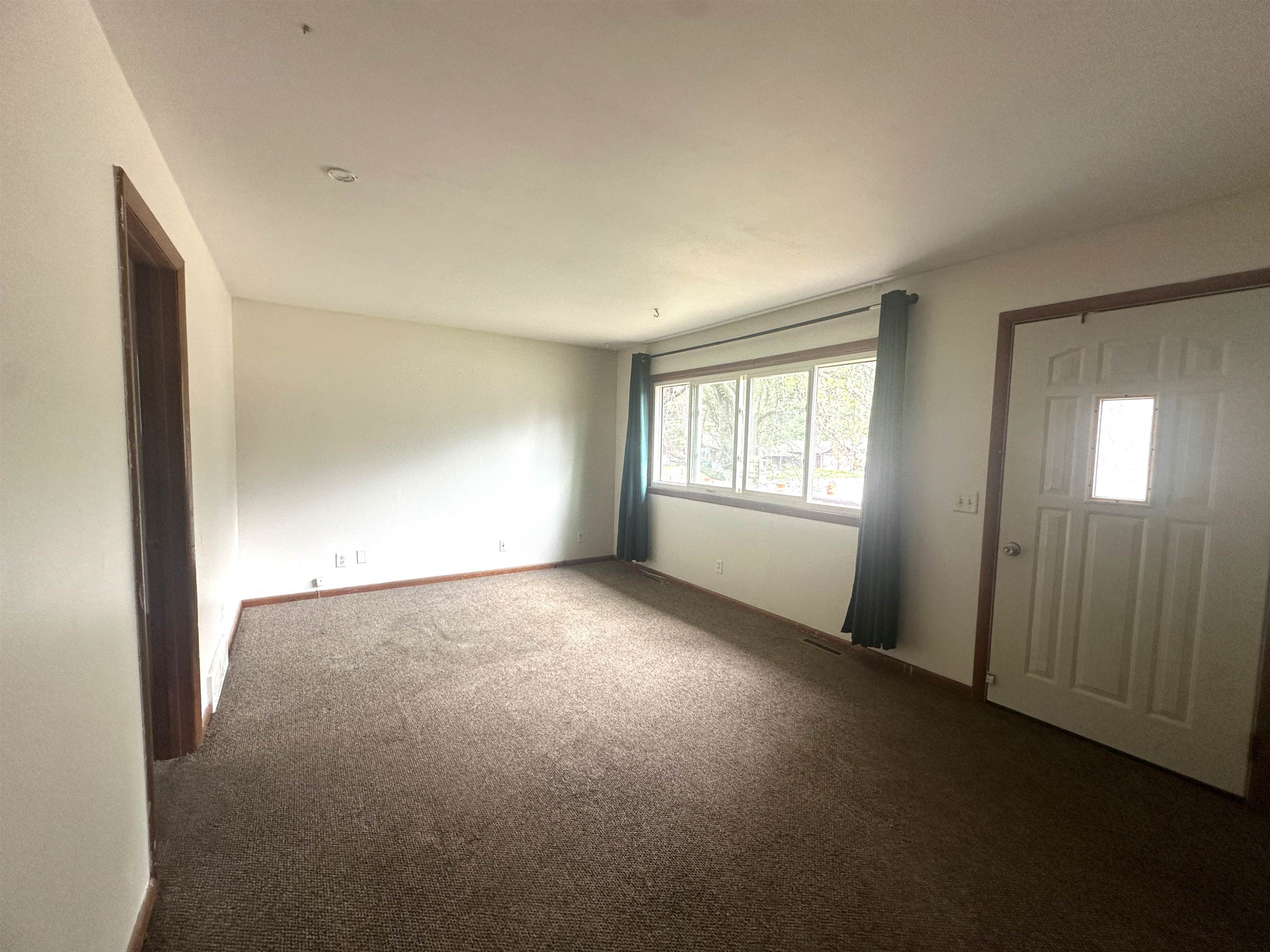 2410 GAYNOR AVENUE, Wisconsin Rapids, Wisconsin 54495, 2 Bedrooms Bedrooms, ,1 BathroomBathrooms,Residential,For Sale,2410 GAYNOR AVENUE,22604134