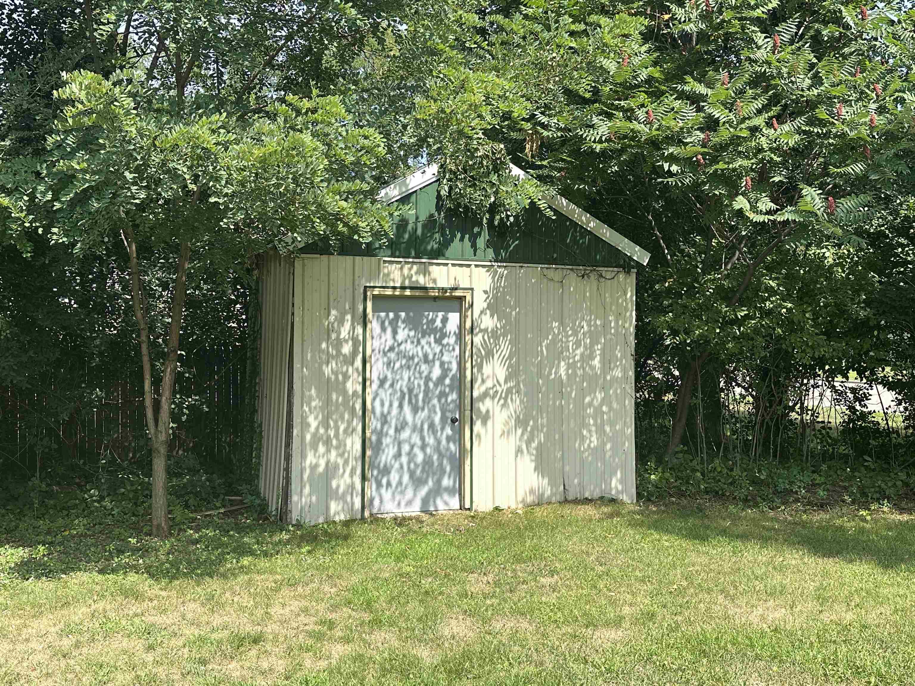 2410 GAYNOR AVENUE, Wisconsin Rapids, Wisconsin 54495, 2 Bedrooms Bedrooms, ,1 BathroomBathrooms,Residential,For Sale,2410 GAYNOR AVENUE,22604134