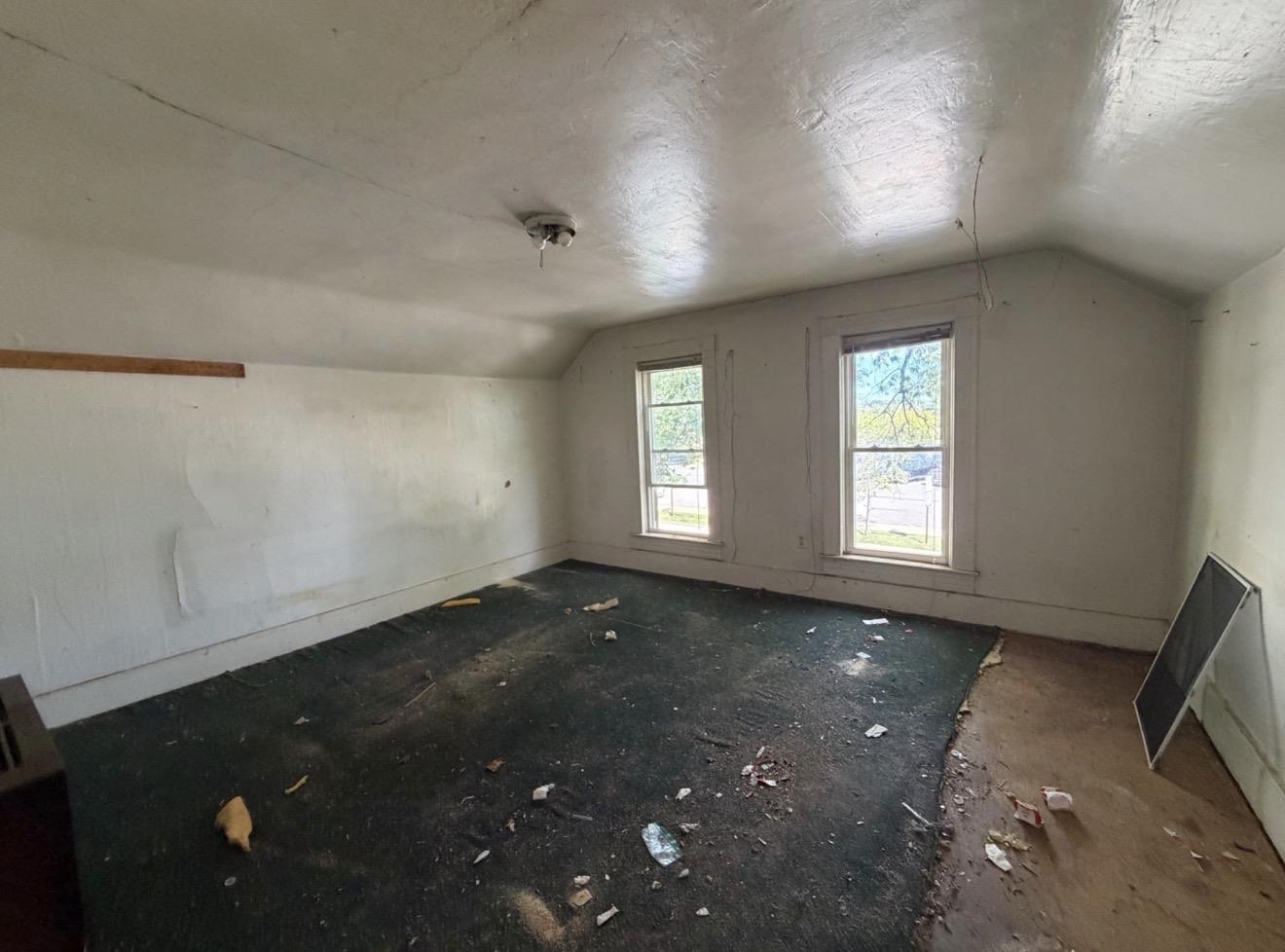 906 N 1ST AVENUE, Wausau, Wisconsin 54401, 2 Bedrooms Bedrooms, ,1 BathroomBathrooms,Multi-family,For Sale,906 N 1ST AVENUE,22604140