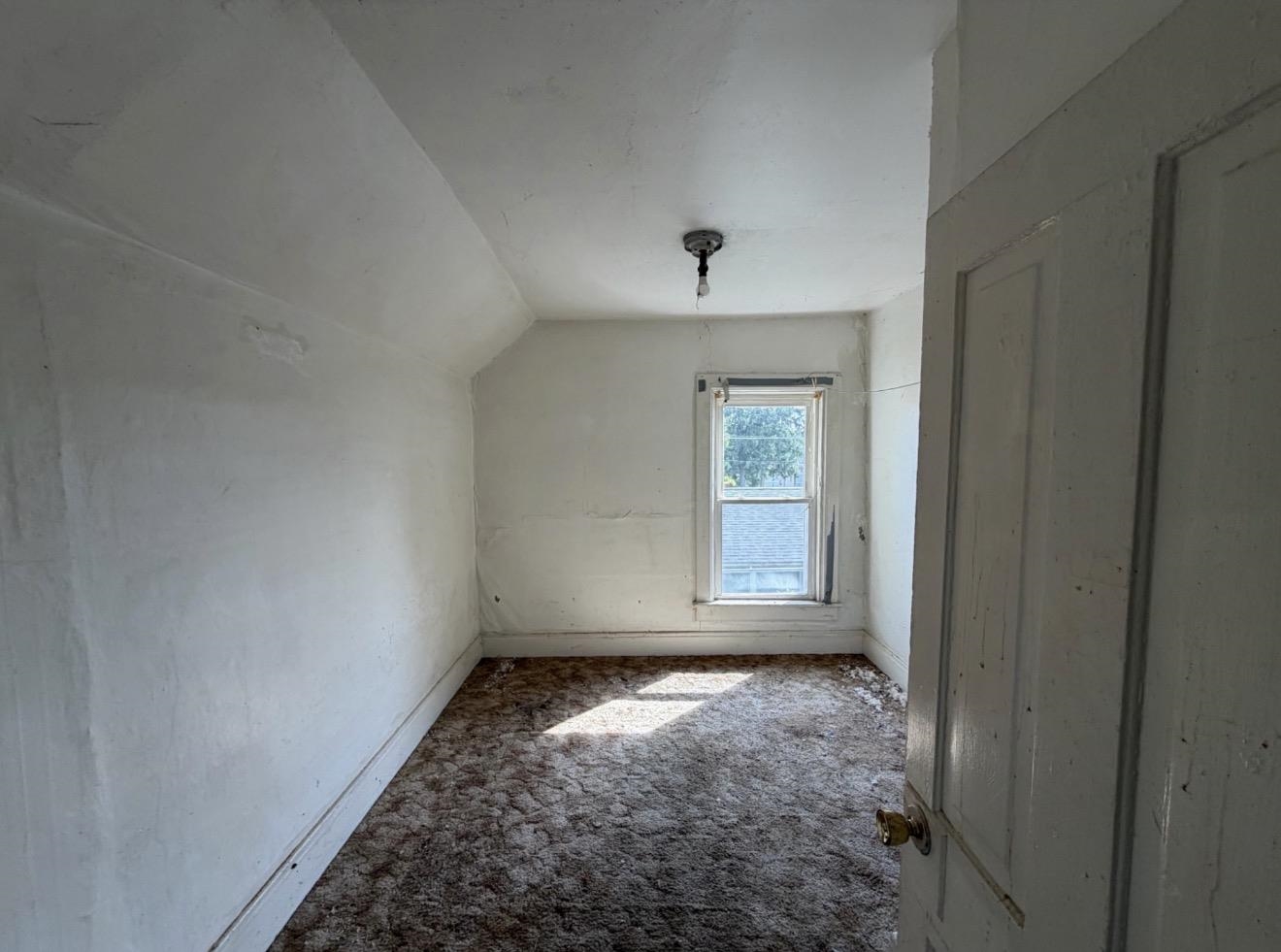 906 N 1ST AVENUE, Wausau, Wisconsin 54401, 2 Bedrooms Bedrooms, ,1 BathroomBathrooms,Multi-family,For Sale,906 N 1ST AVENUE,22604140