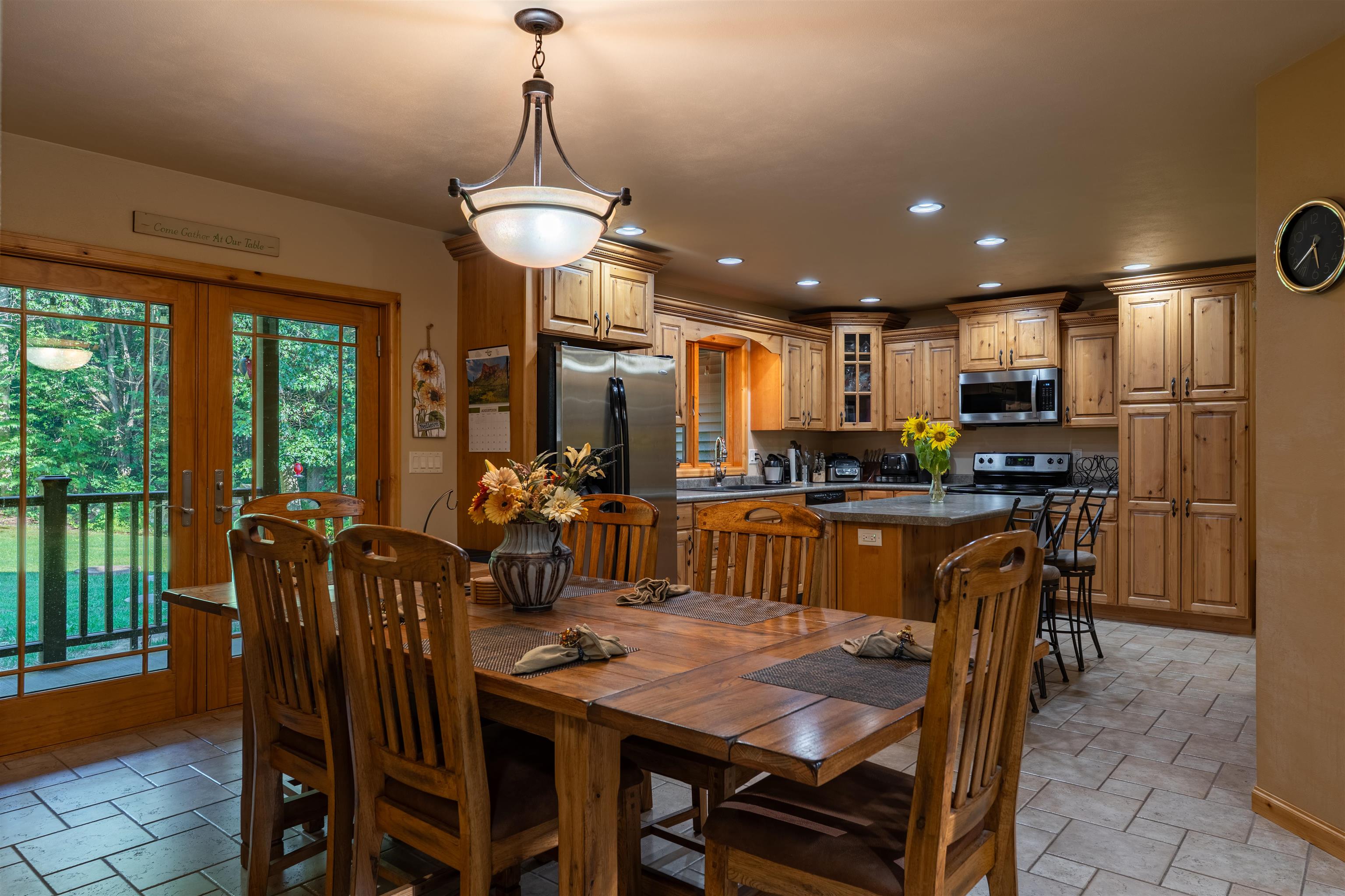 203739 YELLOW BIRCH ROAD, Rosholt, Wisconsin 54473, 3 Bedrooms Bedrooms, ,2 BathroomsBathrooms,Residential,For Sale,203739 YELLOW BIRCH ROAD,22604141