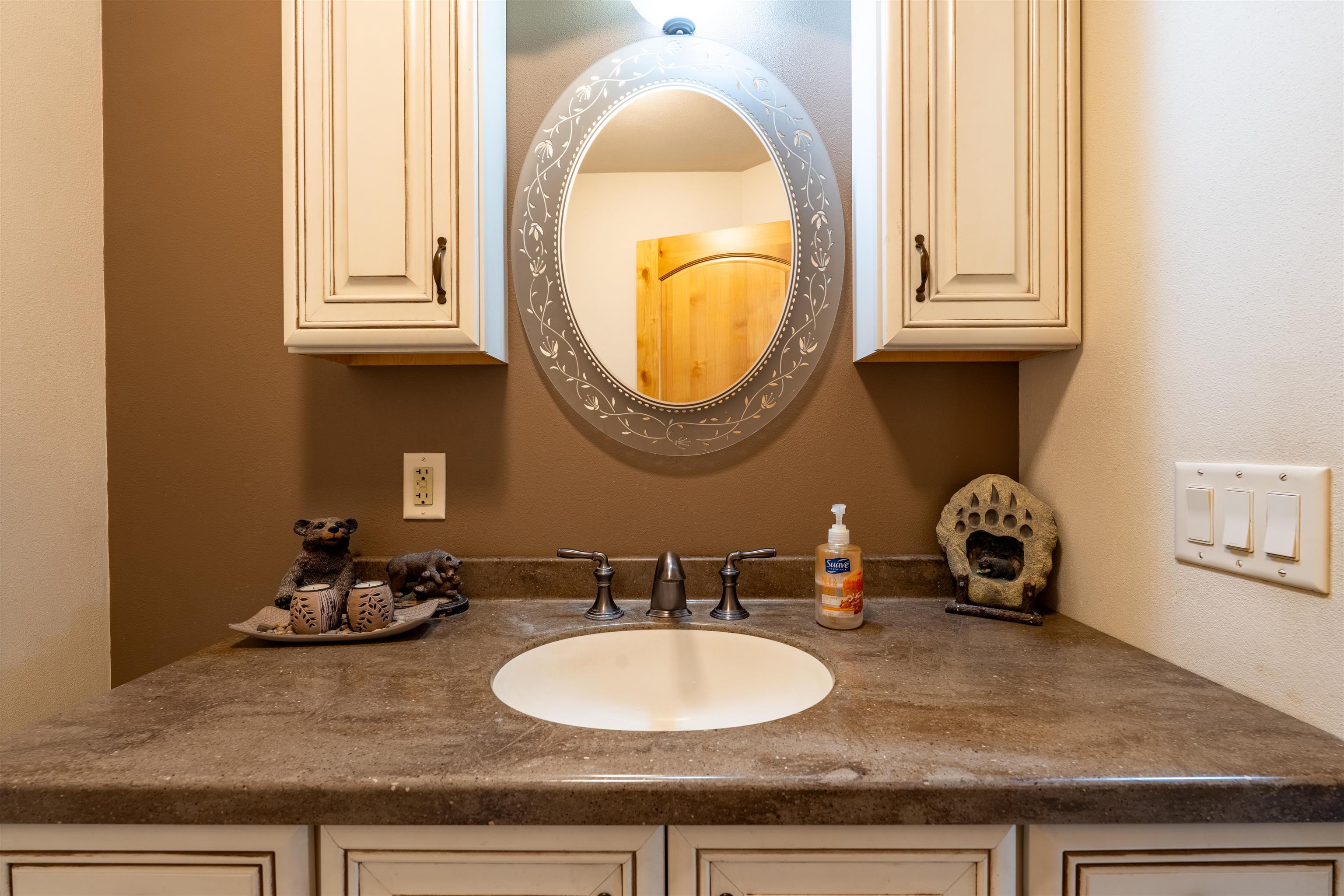 203739 YELLOW BIRCH ROAD, Rosholt, Wisconsin 54473, 3 Bedrooms Bedrooms, ,2 BathroomsBathrooms,Residential,For Sale,203739 YELLOW BIRCH ROAD,22604141