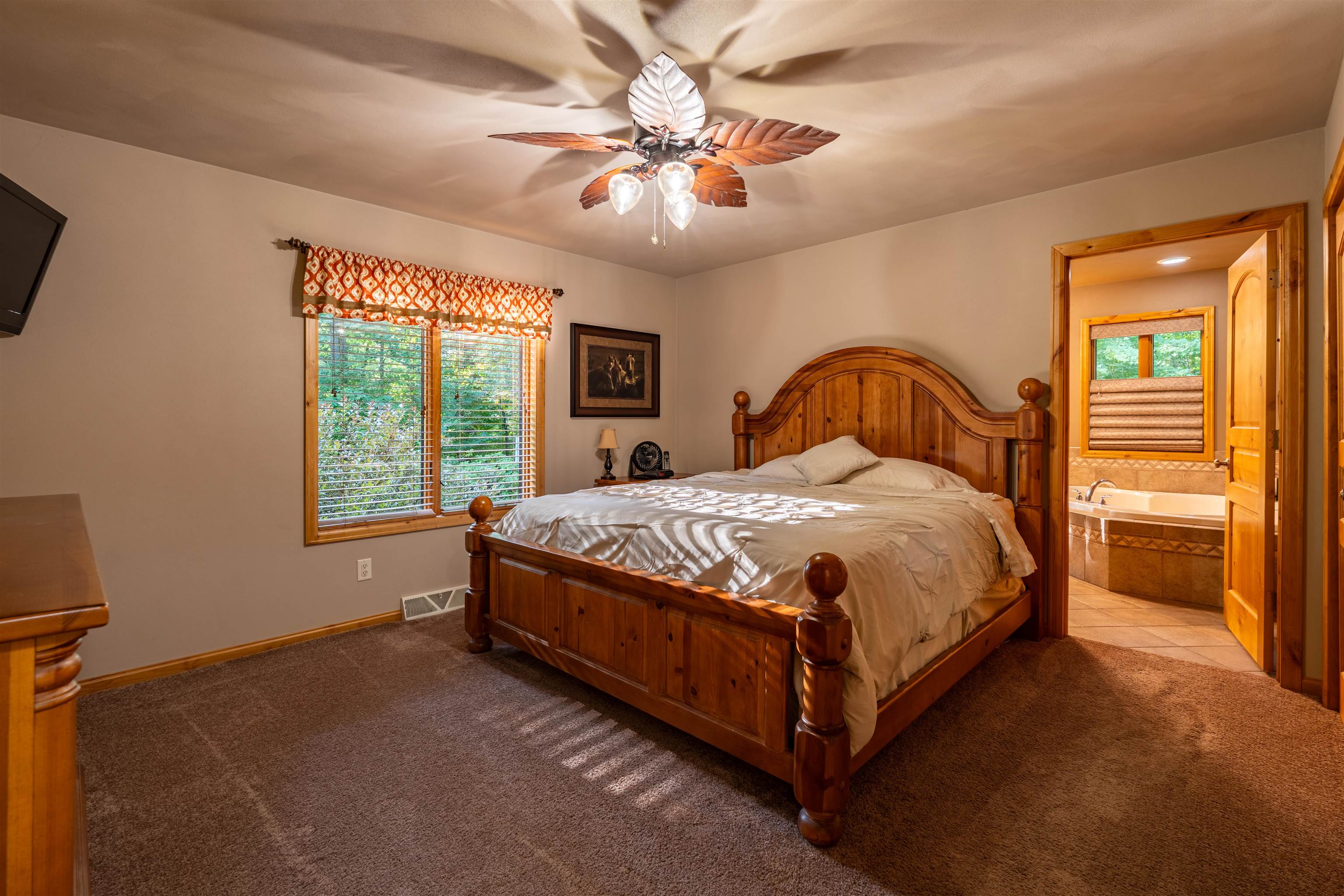 203739 YELLOW BIRCH ROAD, Rosholt, Wisconsin 54473, 3 Bedrooms Bedrooms, ,2 BathroomsBathrooms,Residential,For Sale,203739 YELLOW BIRCH ROAD,22604141