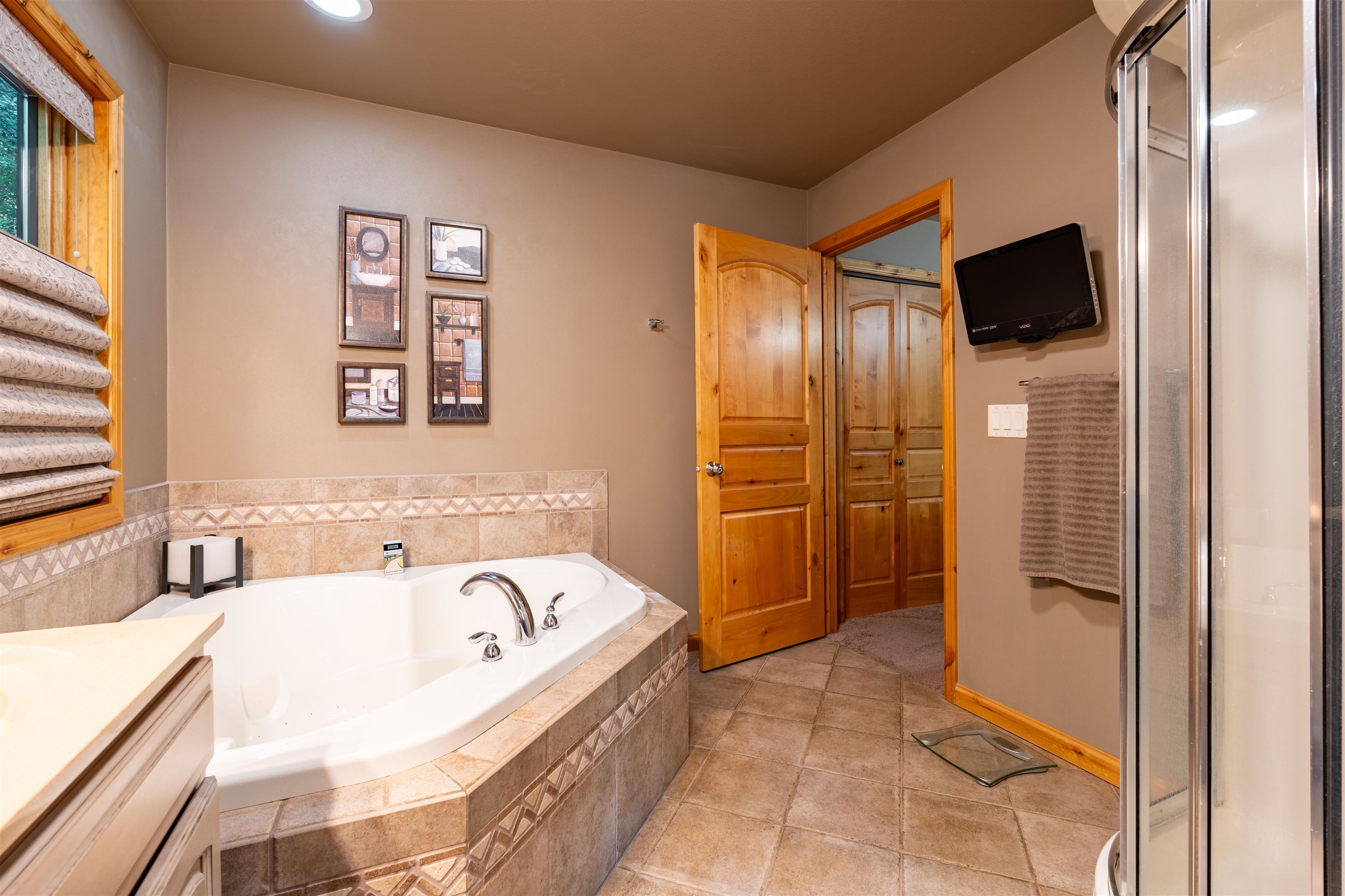203739 YELLOW BIRCH ROAD, Rosholt, Wisconsin 54473, 3 Bedrooms Bedrooms, ,2 BathroomsBathrooms,Residential,For Sale,203739 YELLOW BIRCH ROAD,22604141
