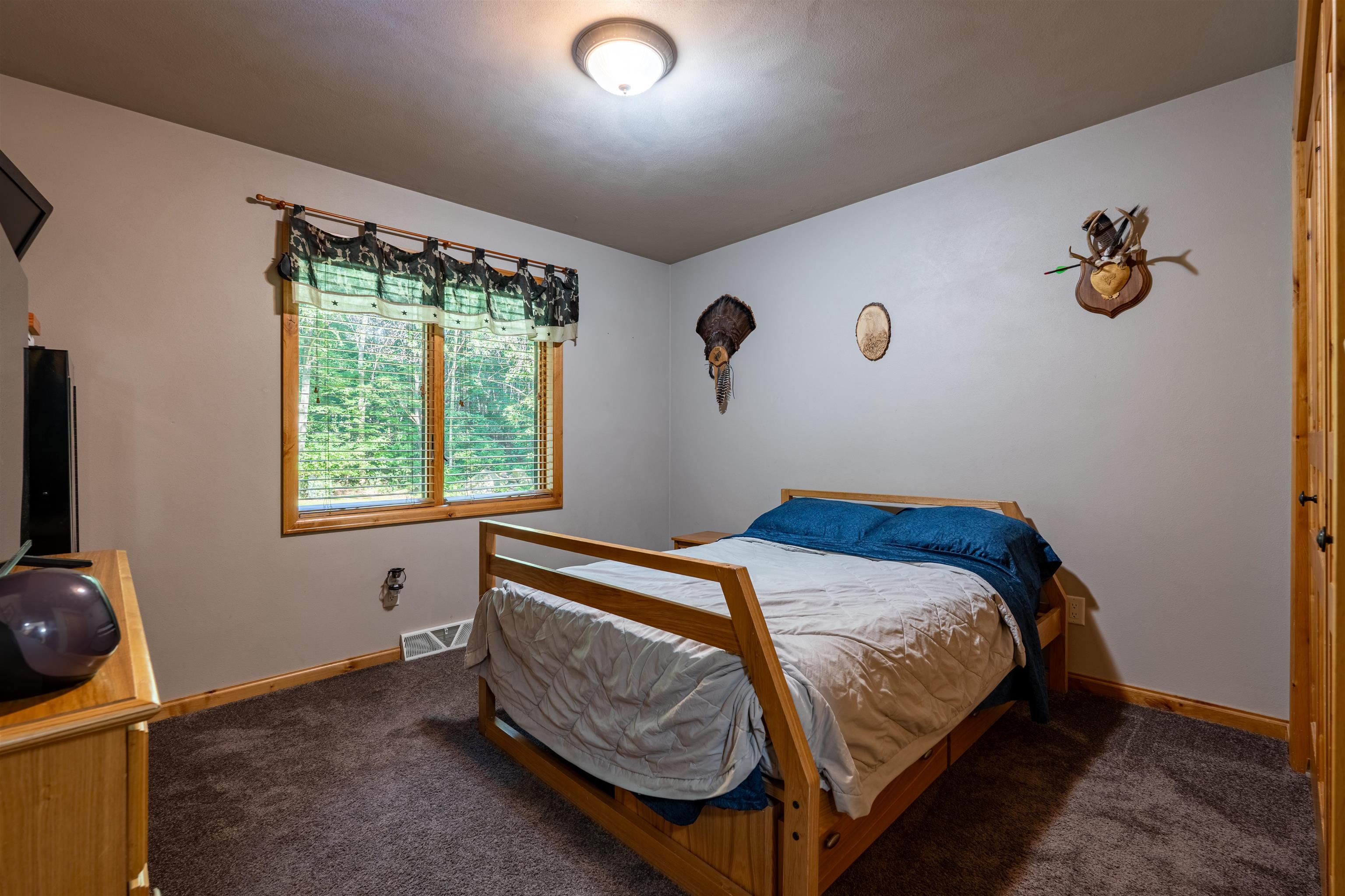 203739 YELLOW BIRCH ROAD, Rosholt, Wisconsin 54473, 3 Bedrooms Bedrooms, ,2 BathroomsBathrooms,Residential,For Sale,203739 YELLOW BIRCH ROAD,22604141
