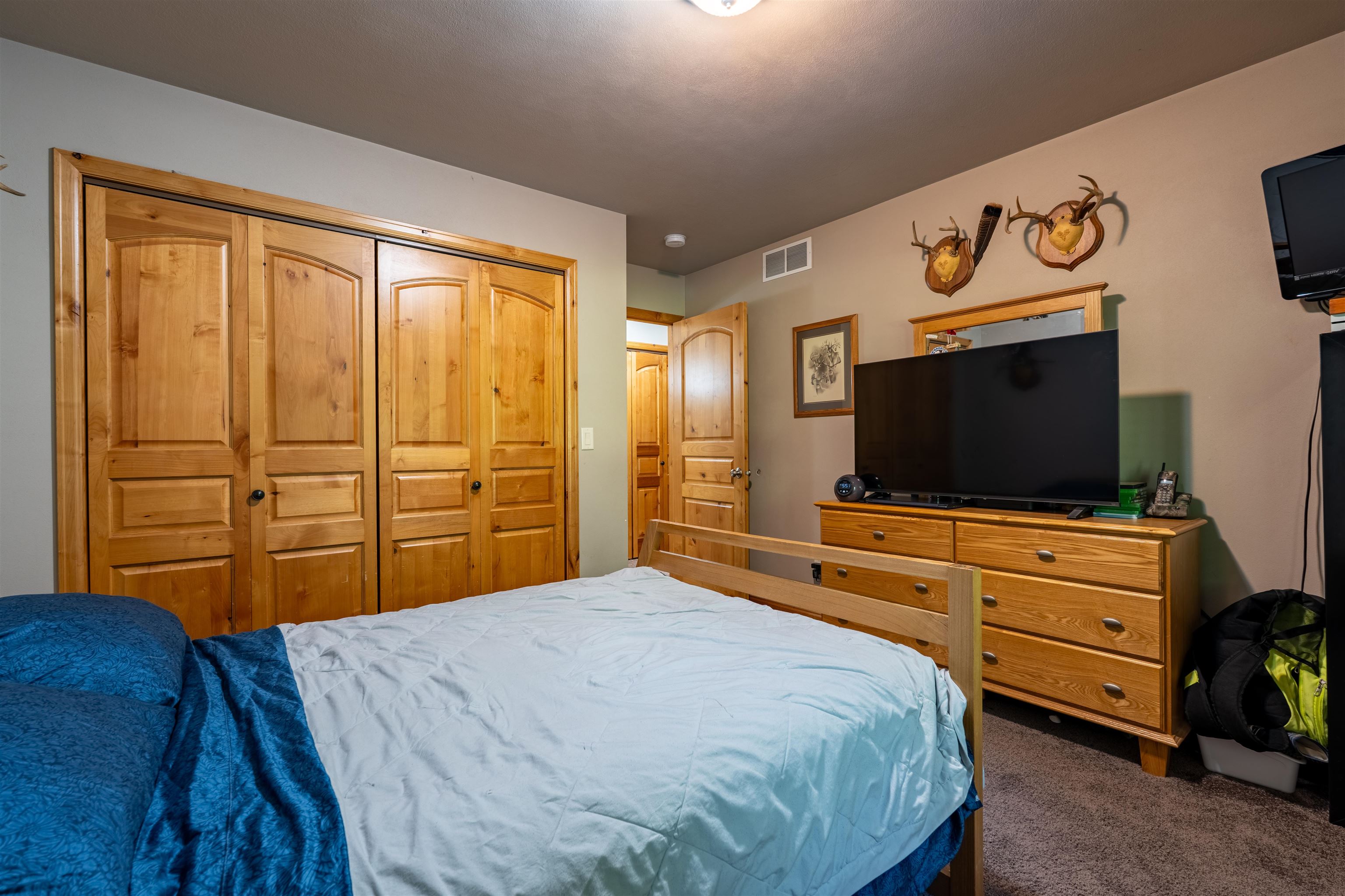 203739 YELLOW BIRCH ROAD, Rosholt, Wisconsin 54473, 3 Bedrooms Bedrooms, ,2 BathroomsBathrooms,Residential,For Sale,203739 YELLOW BIRCH ROAD,22604141