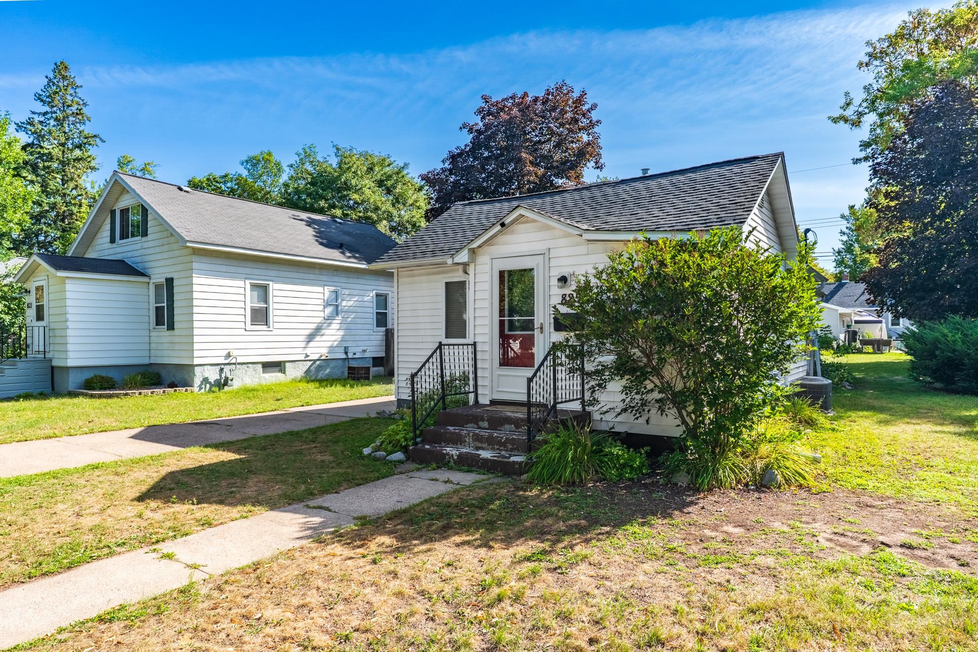 825 S 11TH AVENUE, Wausau, Wisconsin 54401, 2 Bedrooms Bedrooms, ,1 BathroomBathrooms,Residential,For Sale,825 S 11TH AVENUE,22604143