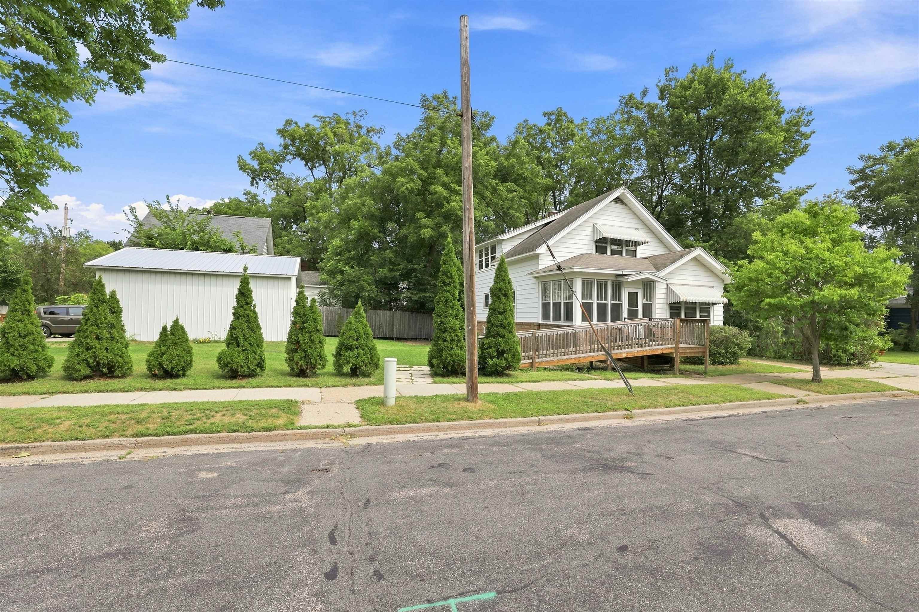 1709 CHURCH STREET, Stevens Point, Wisconsin 54481, 6 Bedrooms Bedrooms, ,2 BathroomsBathrooms,Residential,For Sale,1709 CHURCH STREET,22604148