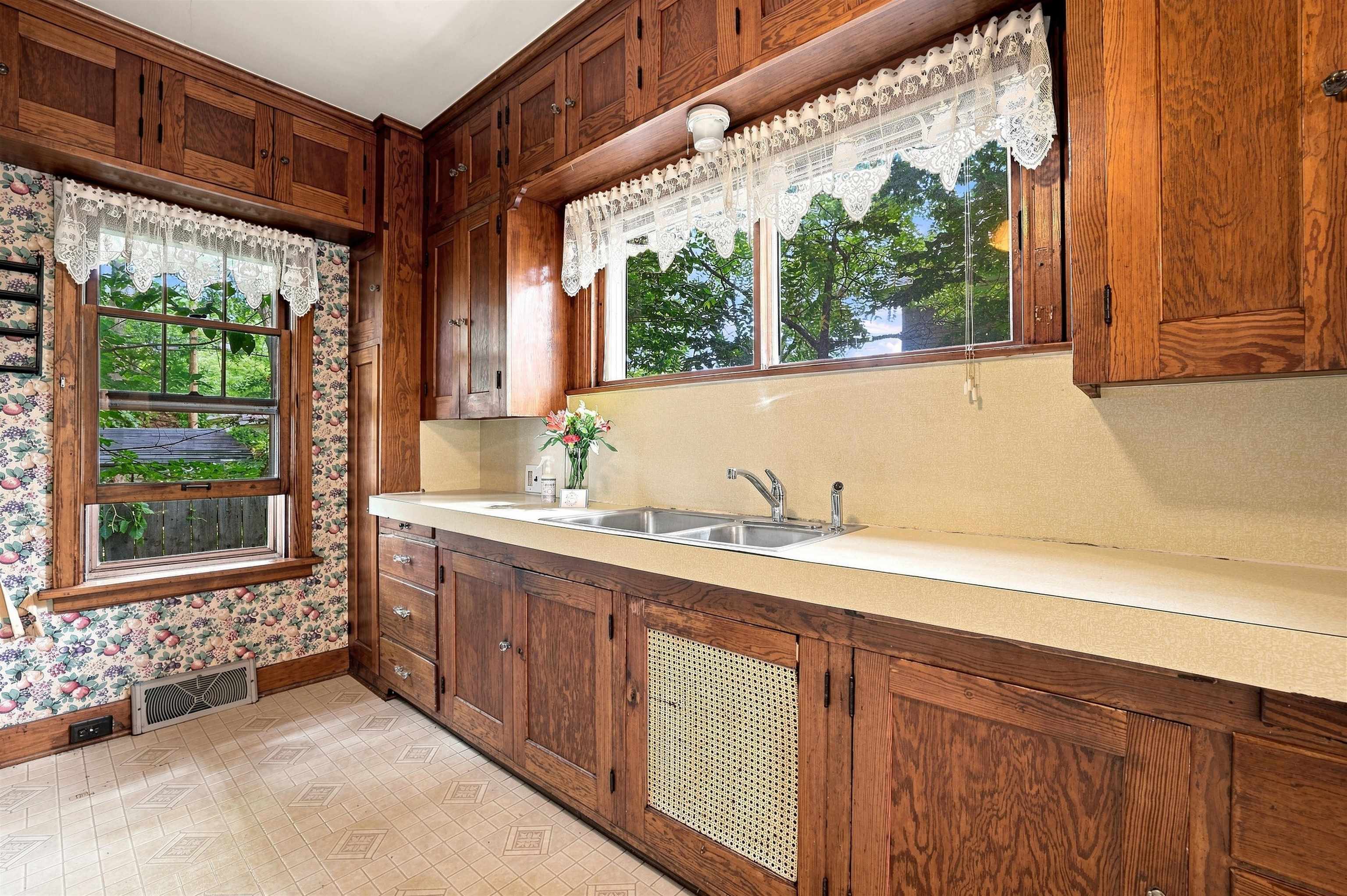 1709 CHURCH STREET, Stevens Point, Wisconsin 54481, 6 Bedrooms Bedrooms, ,2 BathroomsBathrooms,Residential,For Sale,1709 CHURCH STREET,22604148