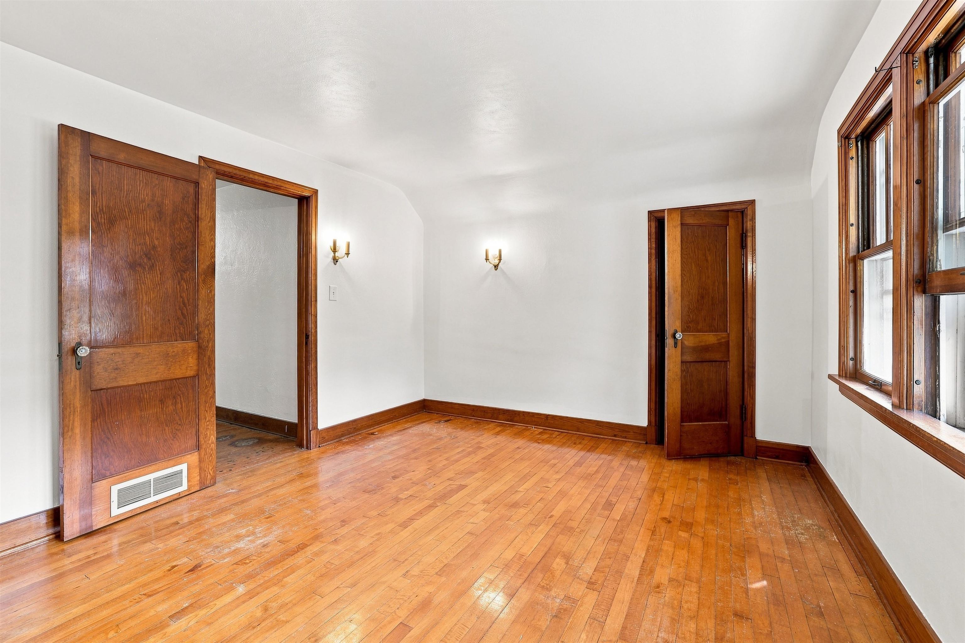 1709 CHURCH STREET, Stevens Point, Wisconsin 54481, 6 Bedrooms Bedrooms, ,2 BathroomsBathrooms,Residential,For Sale,1709 CHURCH STREET,22604148